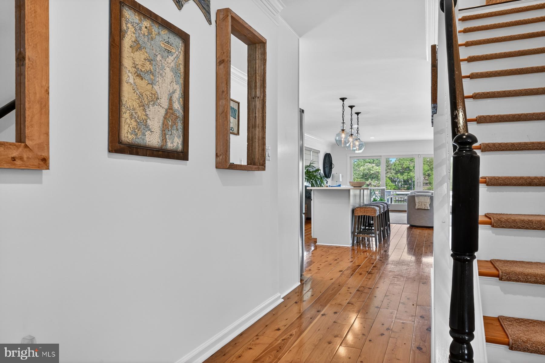 512 RIVERSIDE DRIVE