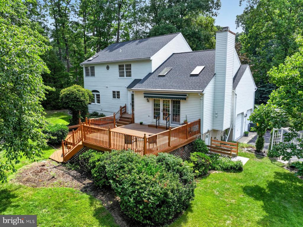 1482 WESTCLIFF DRIVE
