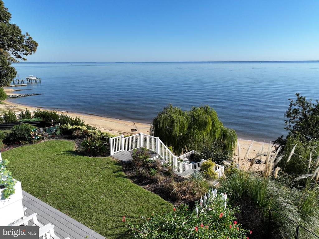 8163 BAYSIDE DRIVE