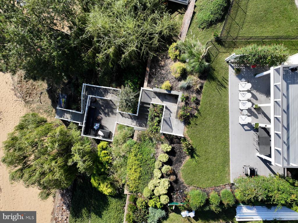 8163 BAYSIDE DRIVE