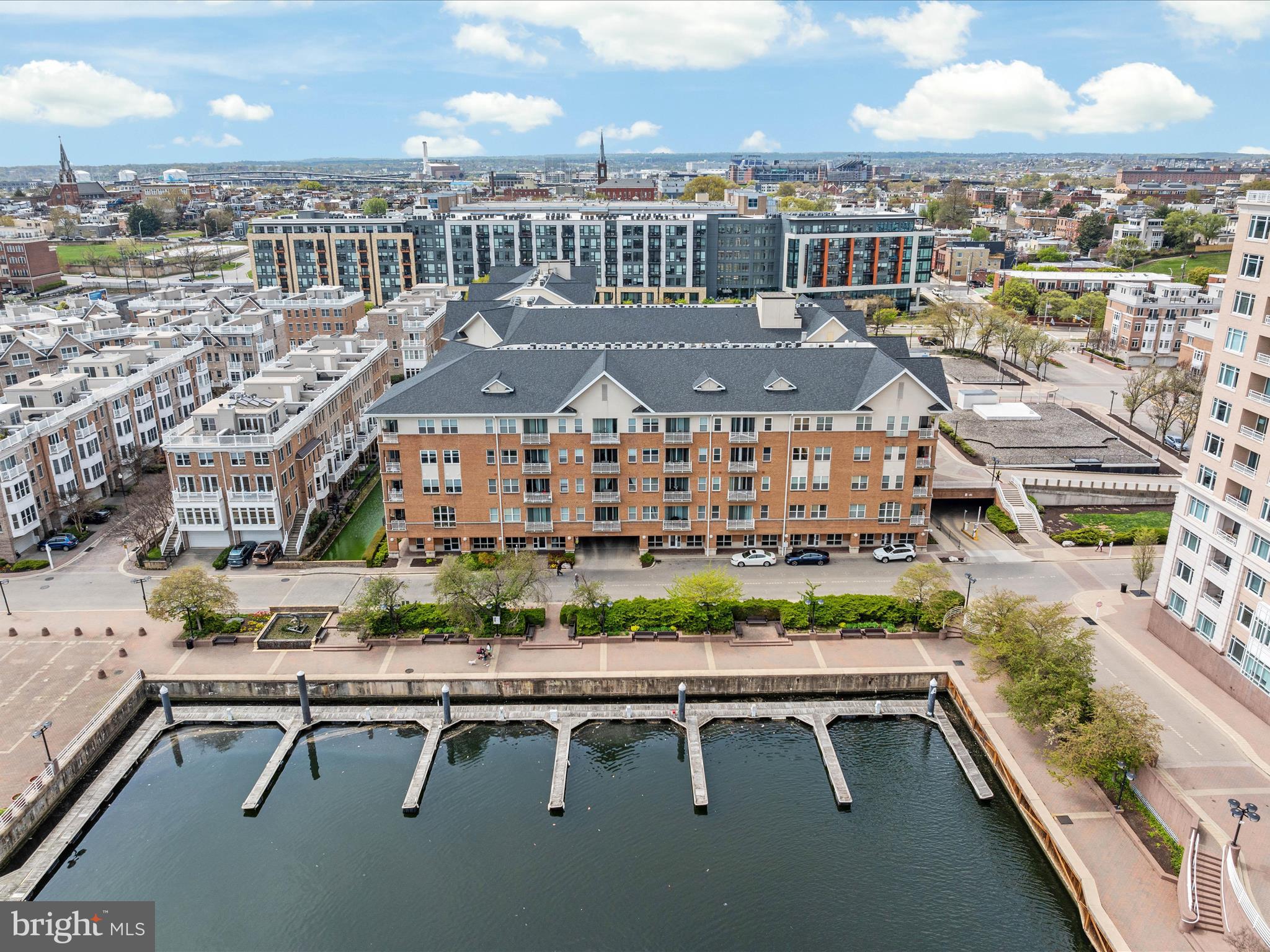 23 PIERSIDE DRIVE 438