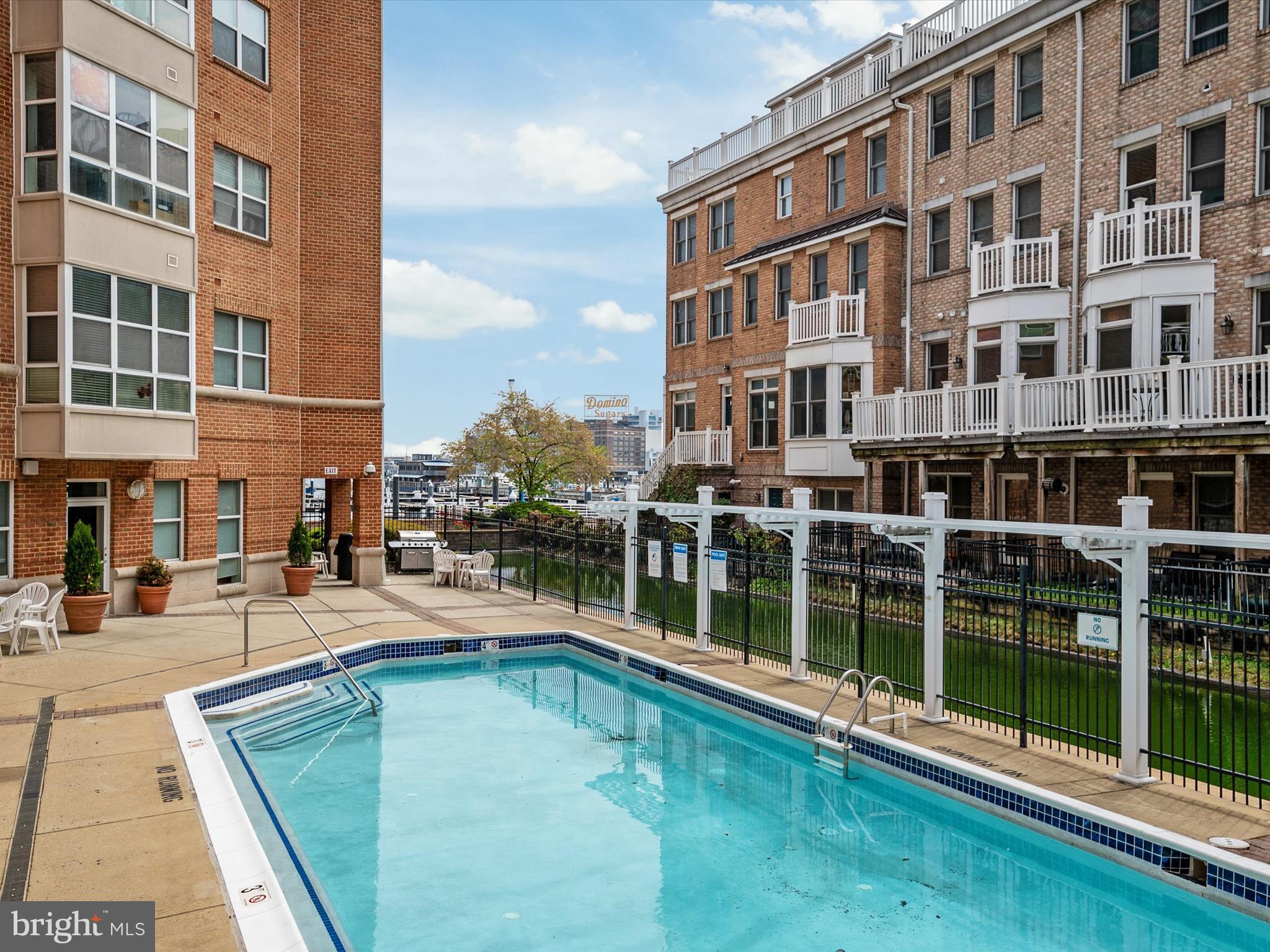 23 PIERSIDE DRIVE 438