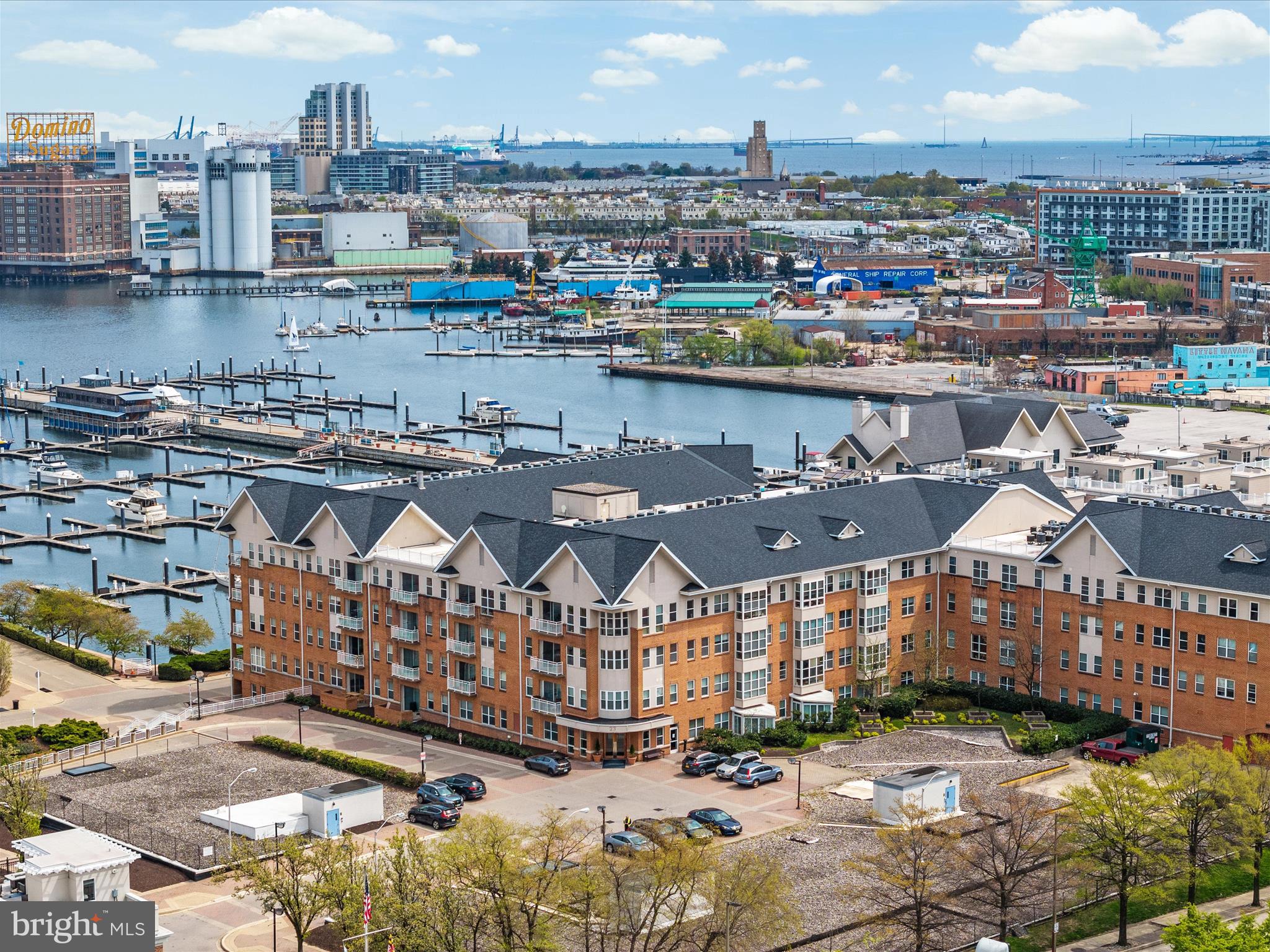 23 PIERSIDE DRIVE 438