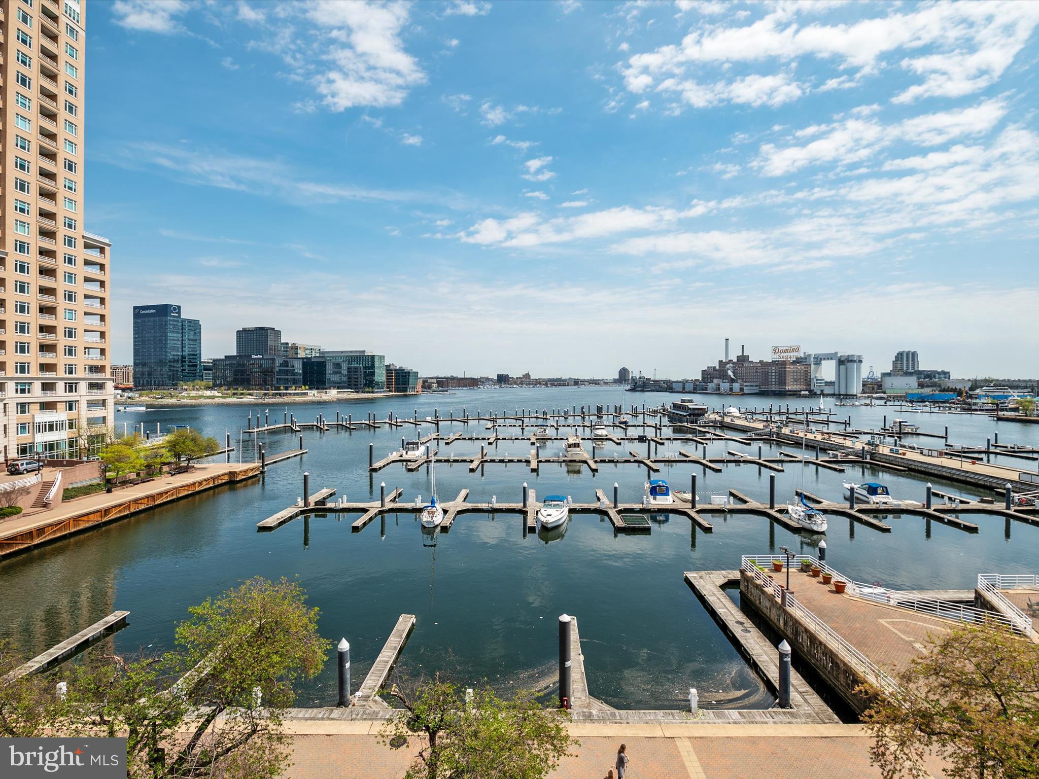 23 PIERSIDE DRIVE 438