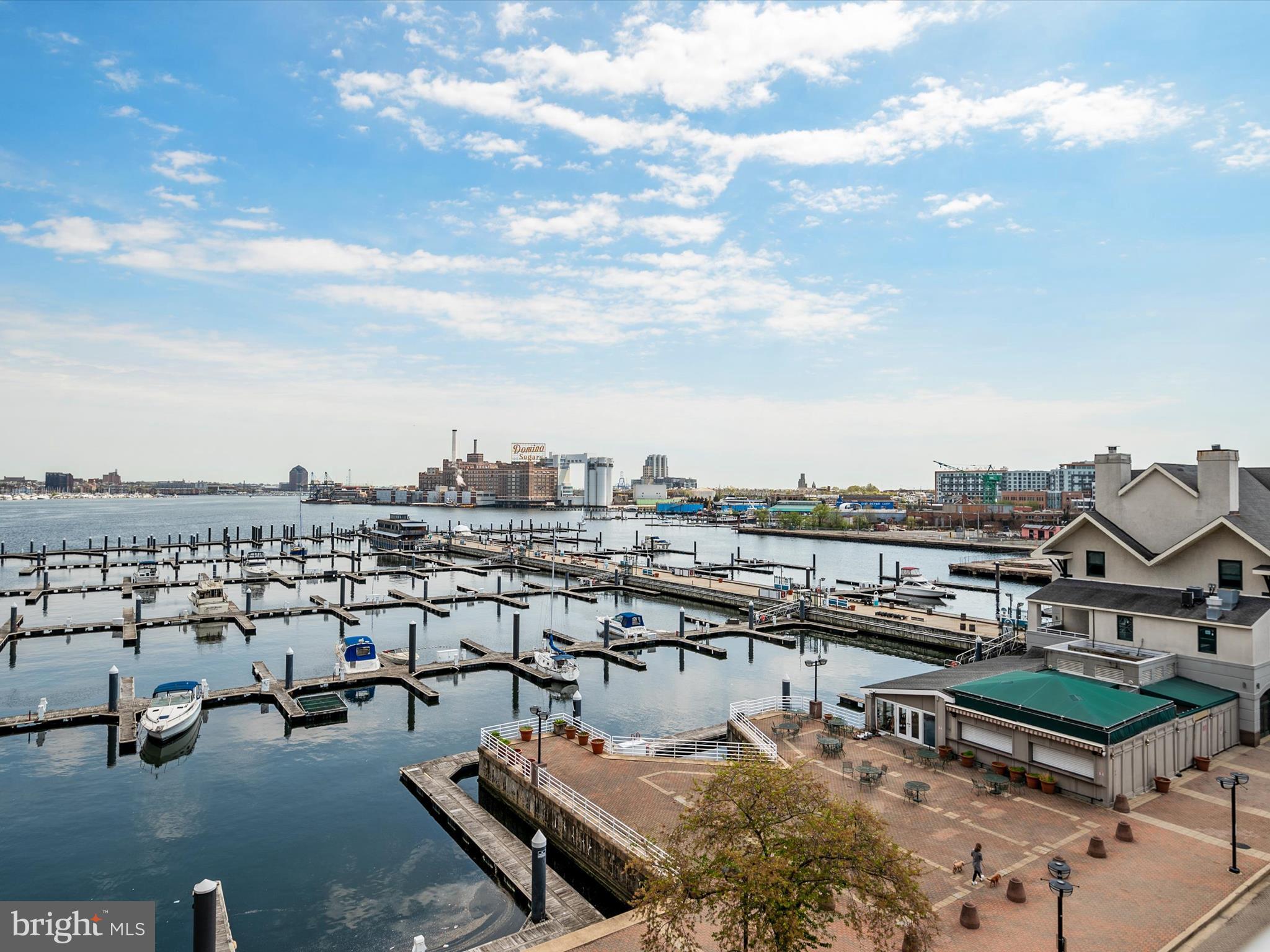 23 PIERSIDE DRIVE 438