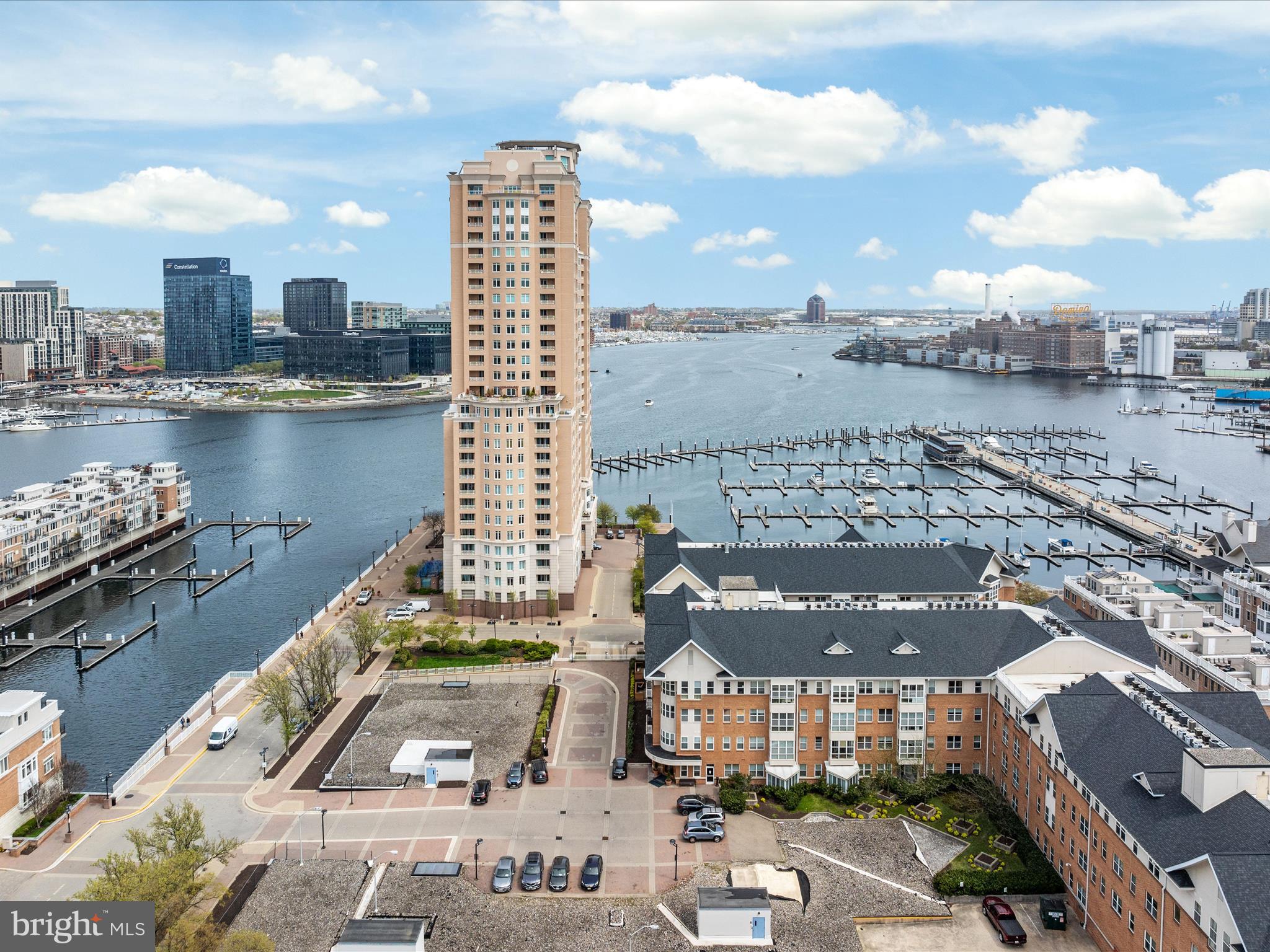 23 PIERSIDE DRIVE 438