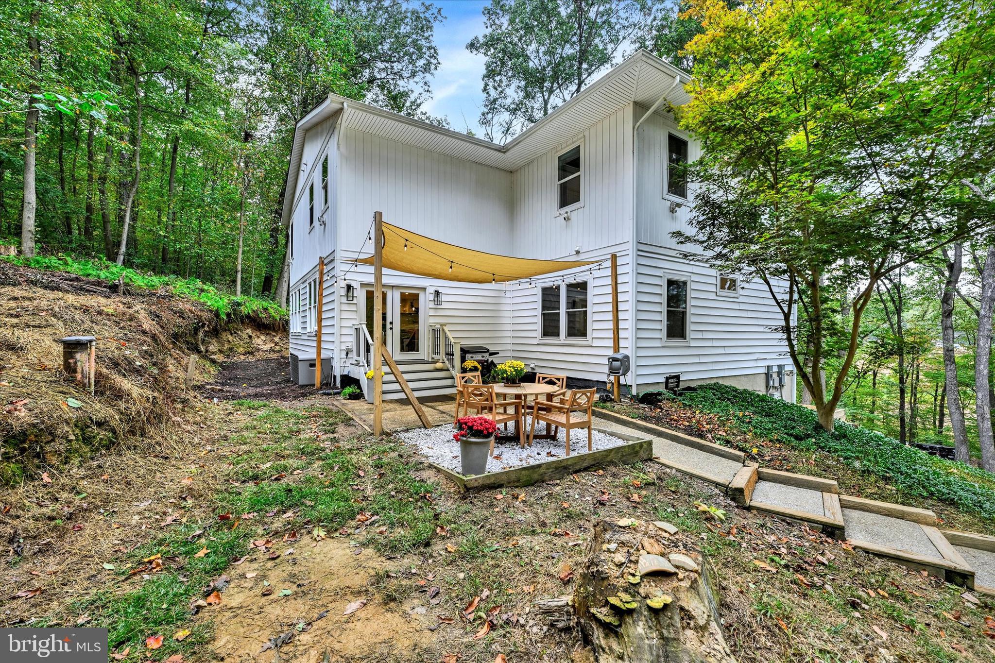 5437 GLEN ARM ROAD