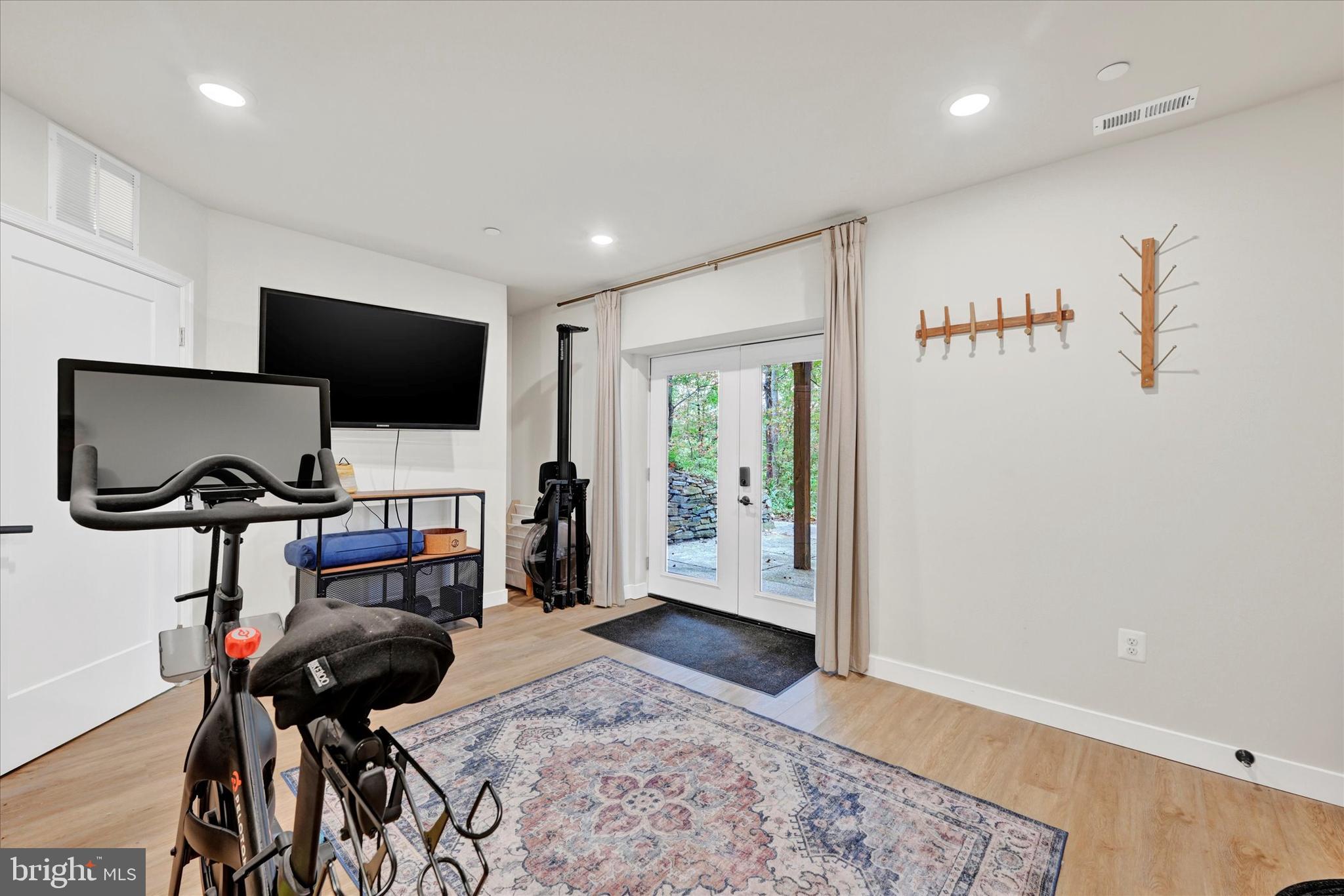 5437 GLEN ARM ROAD
