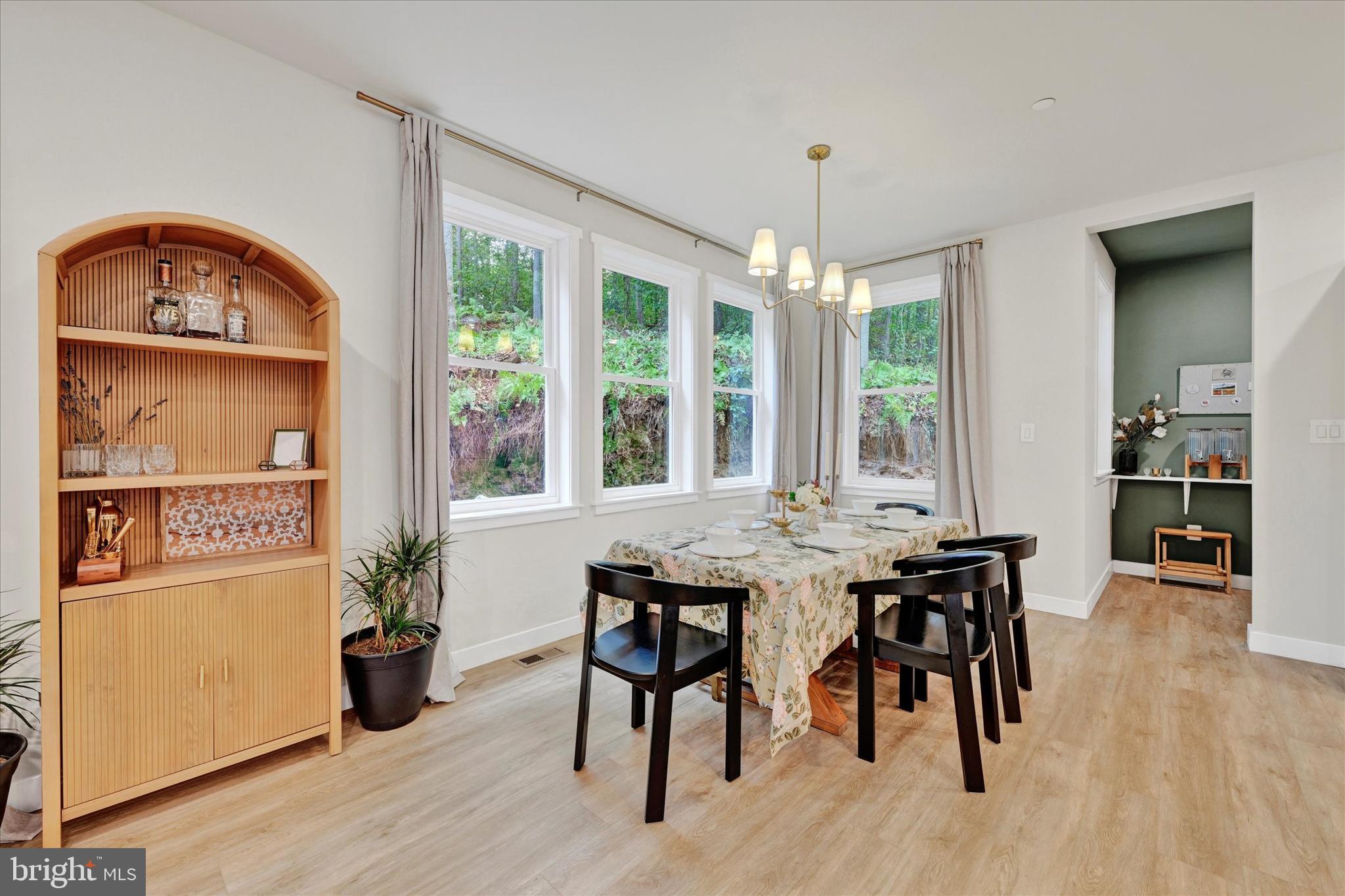 5437 GLEN ARM ROAD