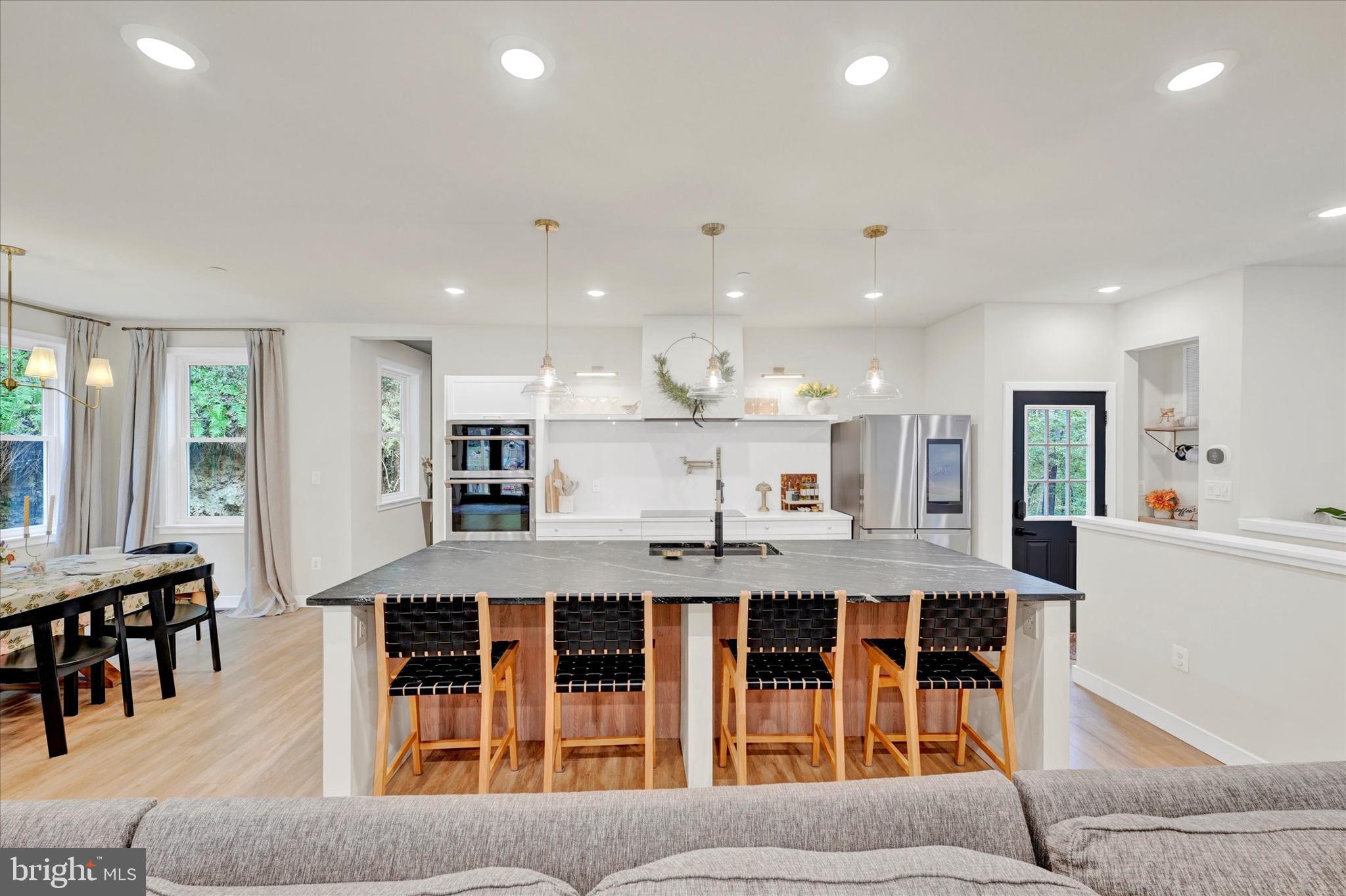 5437 GLEN ARM ROAD