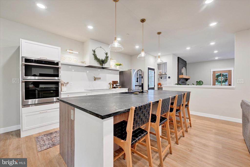 5437 GLEN ARM ROAD