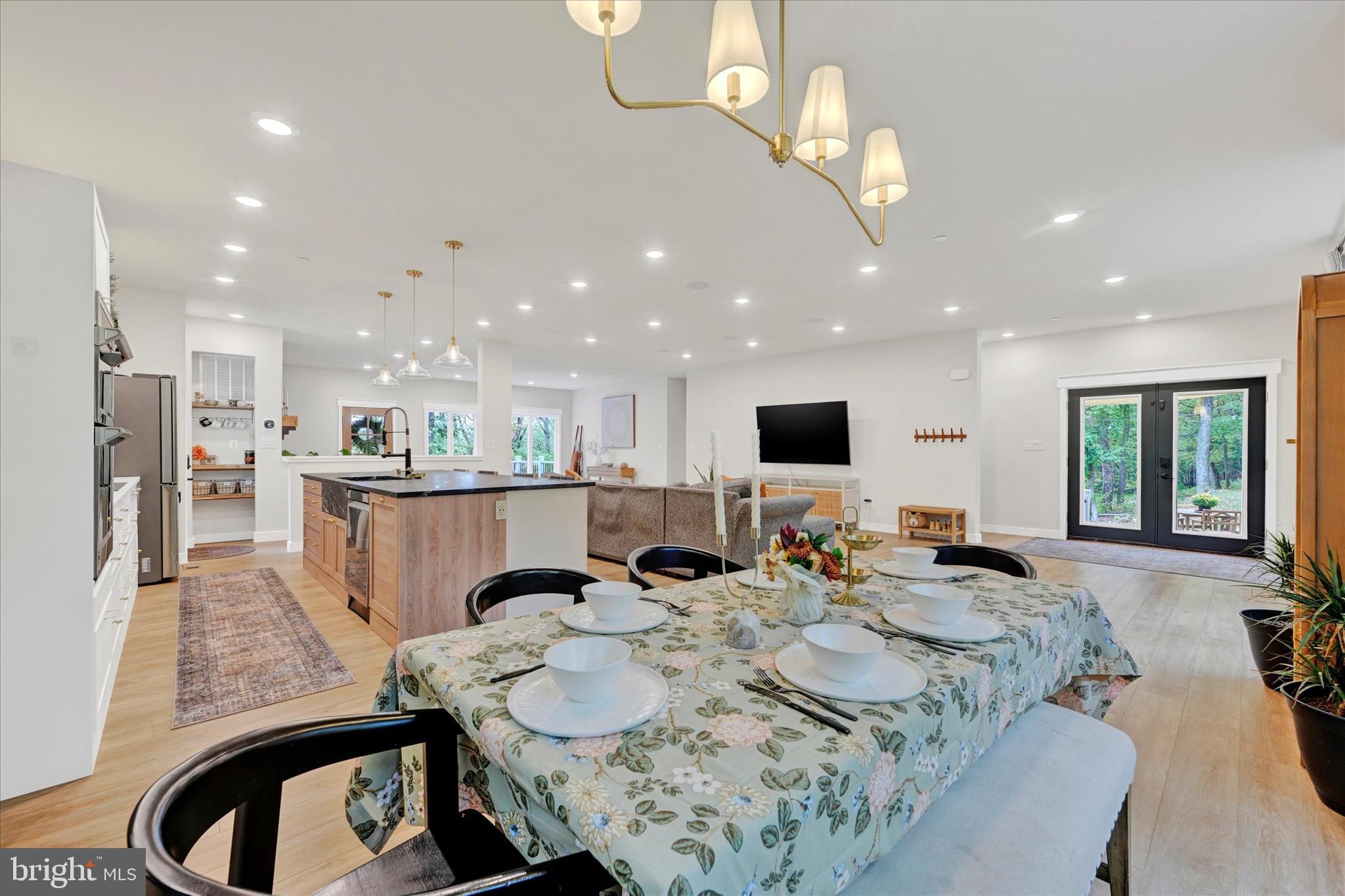 5437 GLEN ARM ROAD