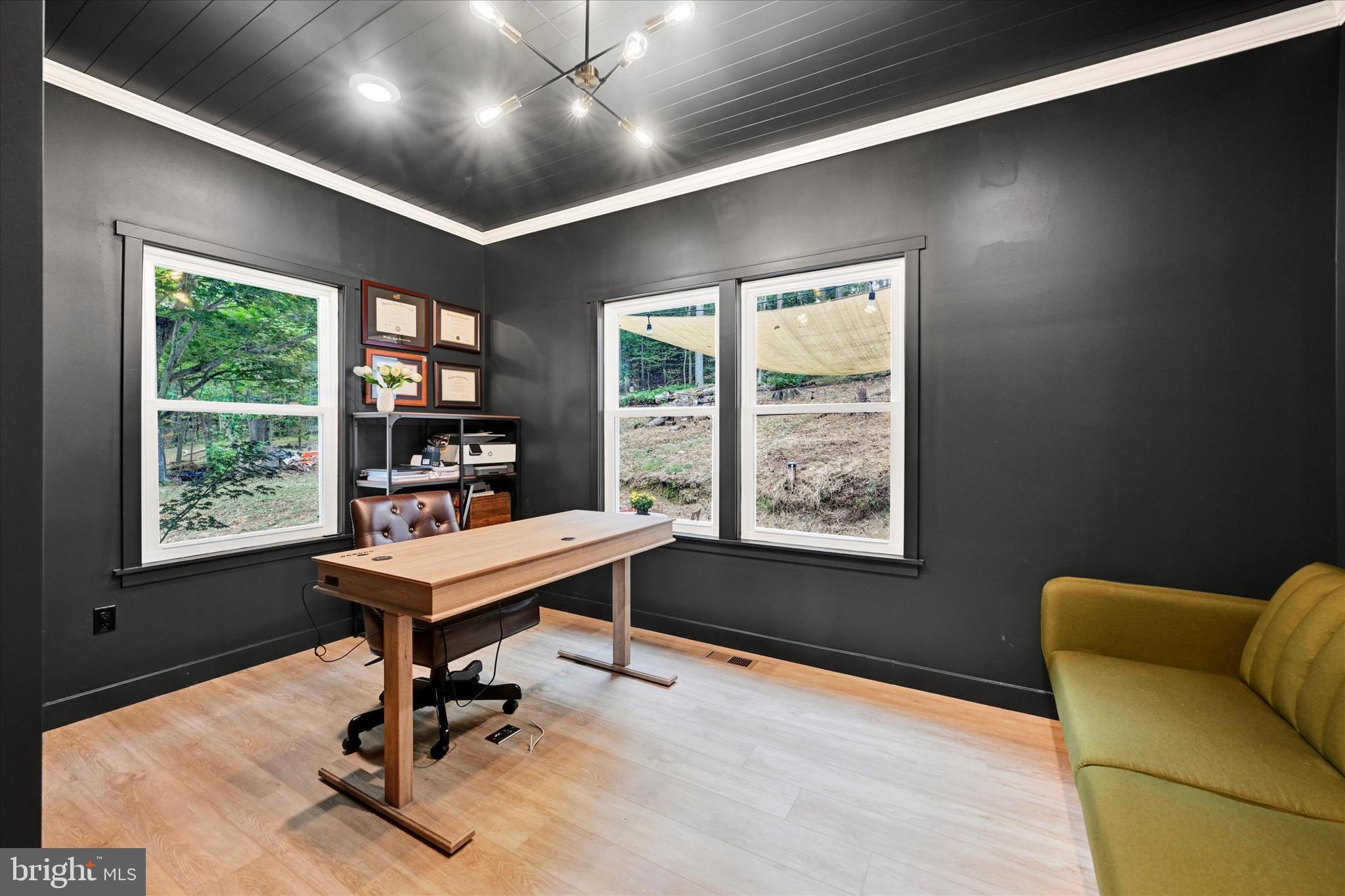 5437 GLEN ARM ROAD