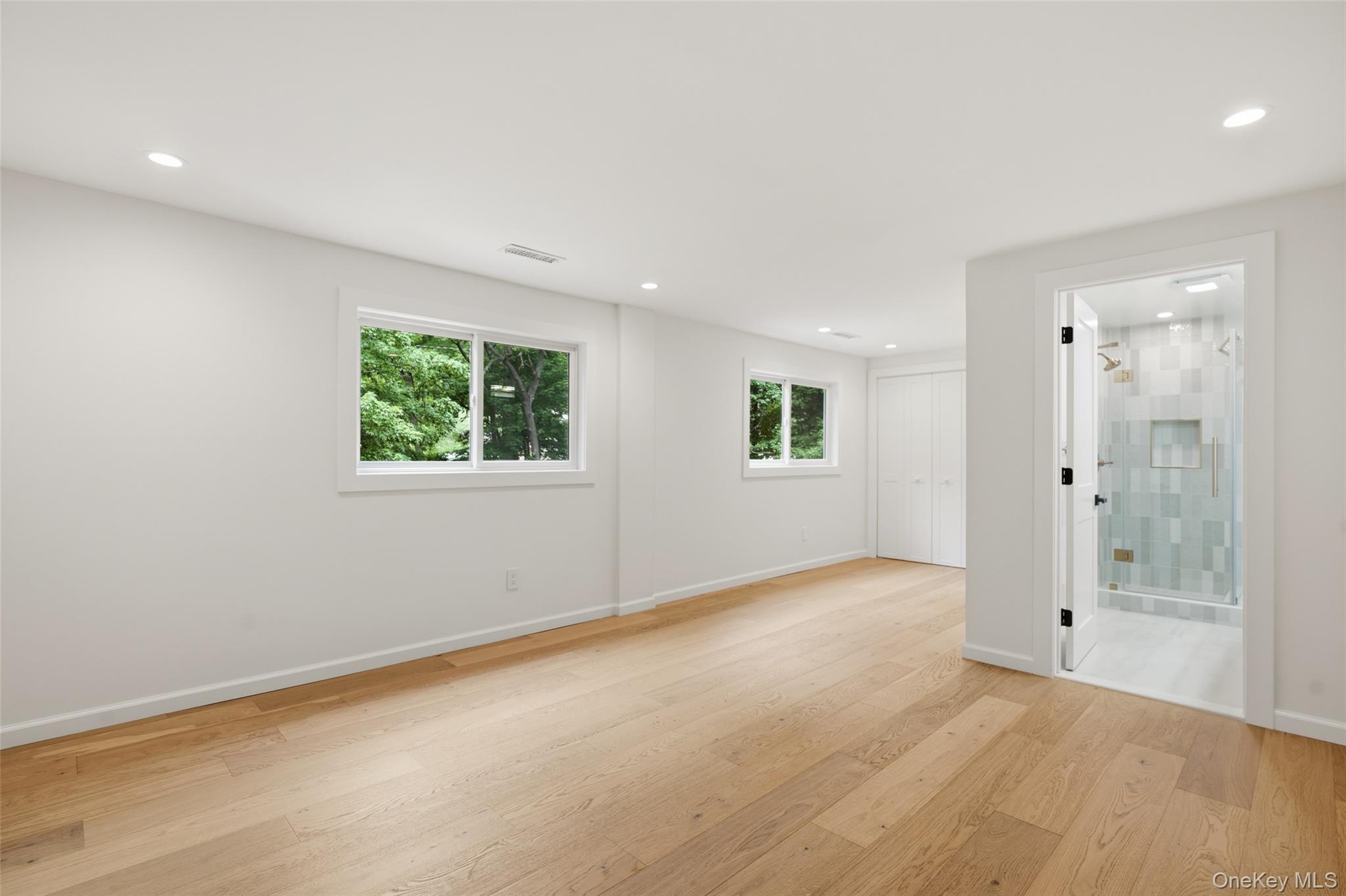 276 Agor Lane