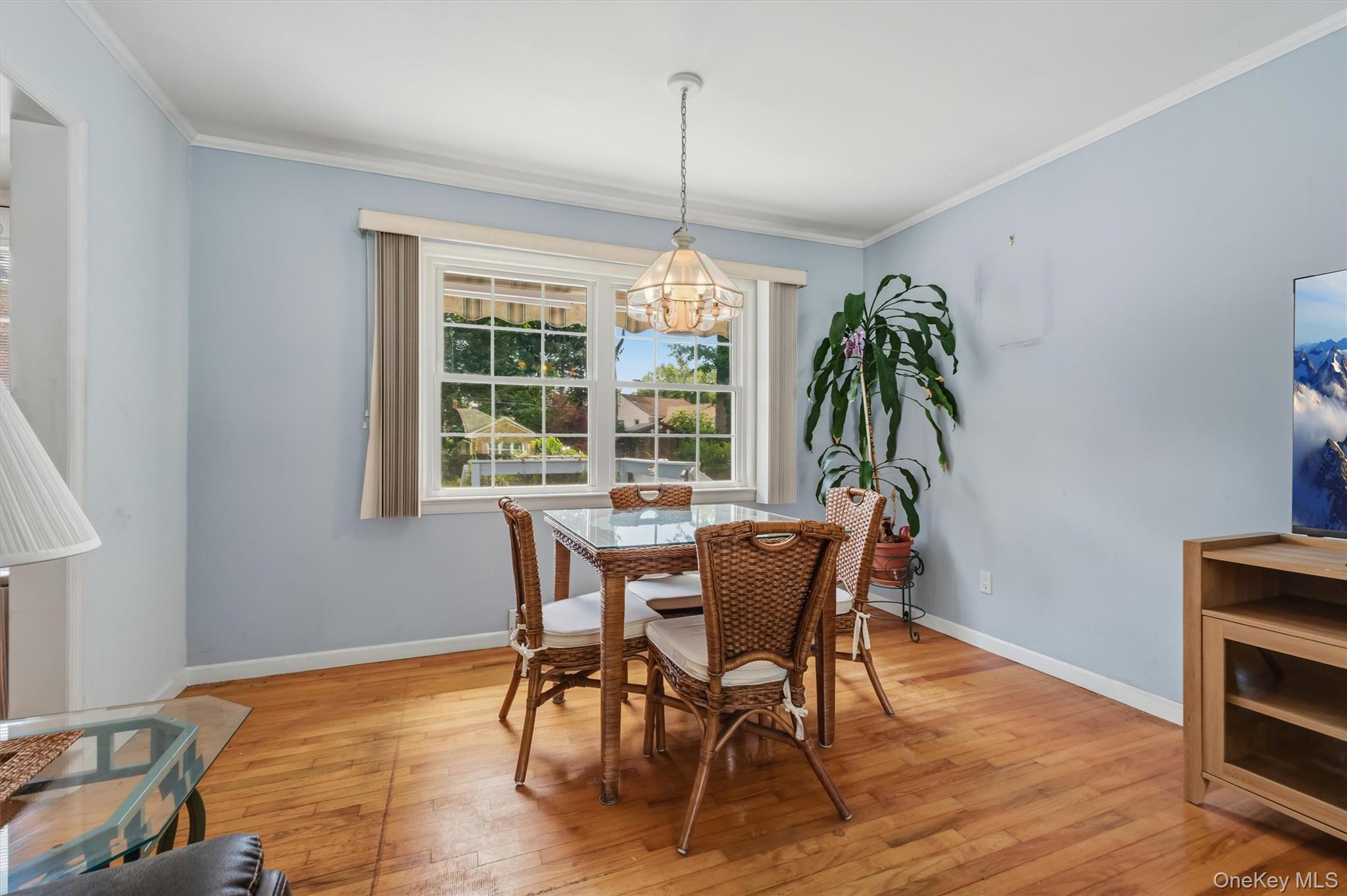 4 Broadview Road