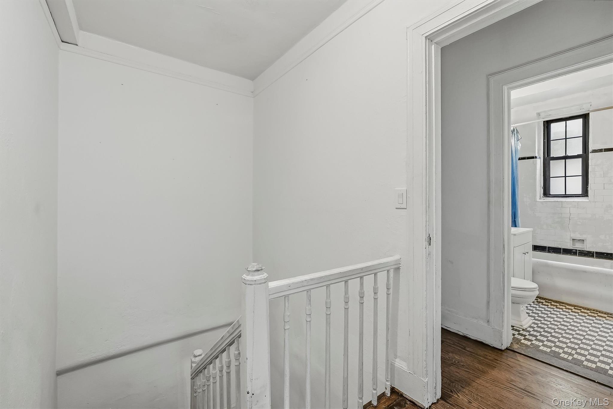 828 Bronx River Road Unit: 1AD