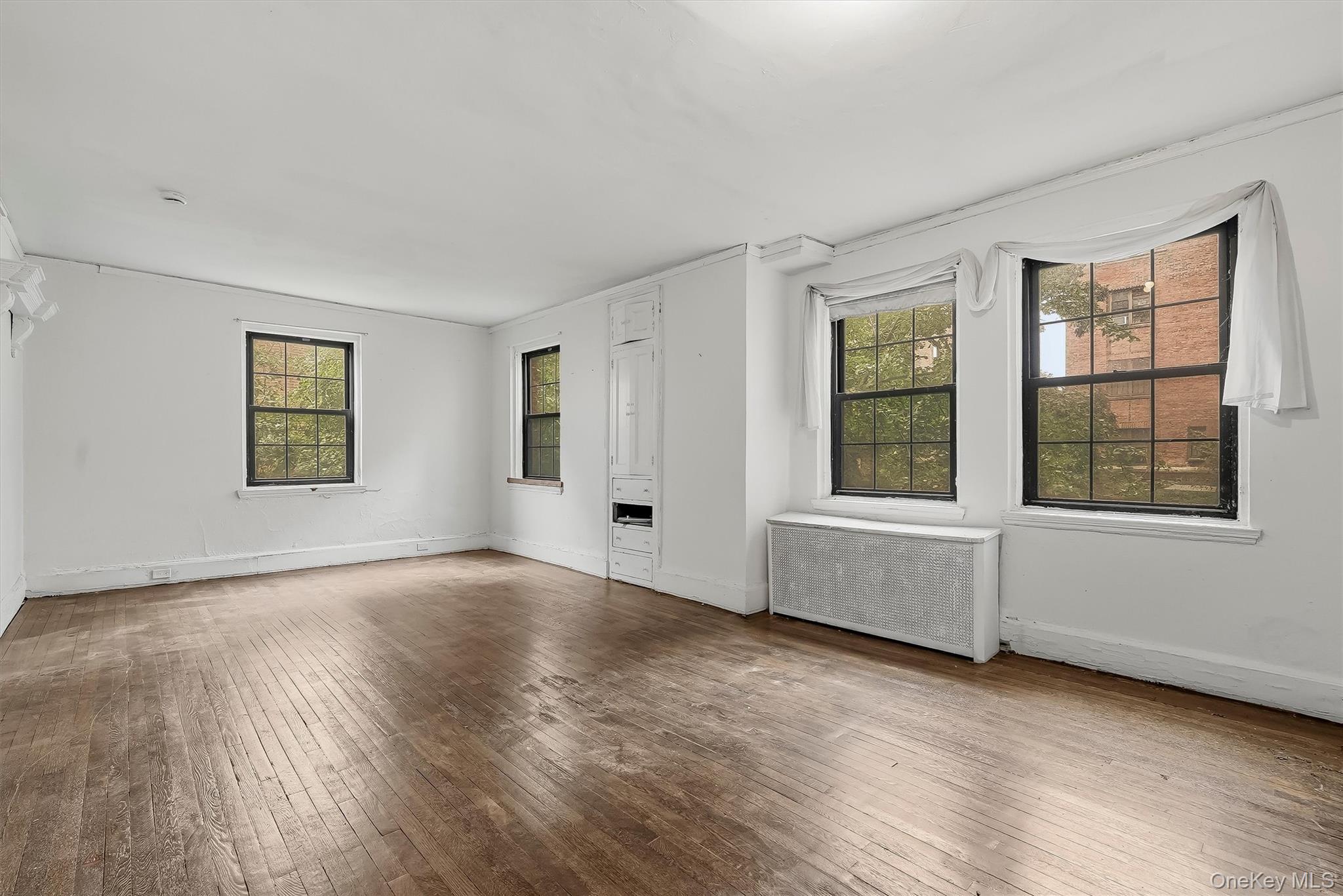 828 Bronx River Road Unit: 1AD