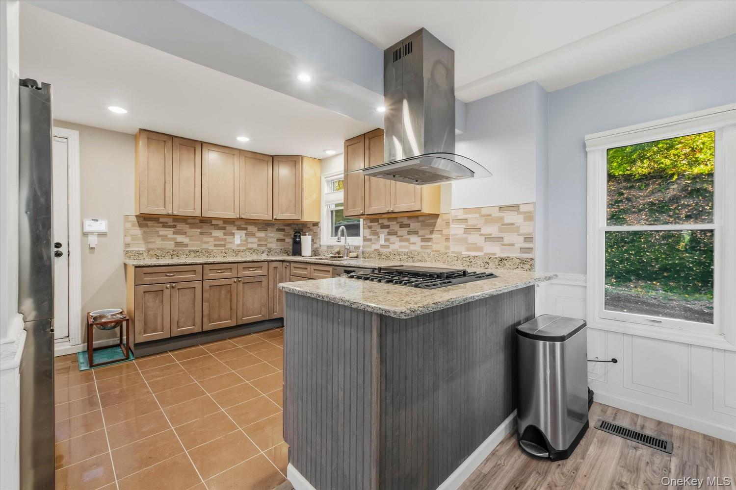 165 E Dorsey Lane