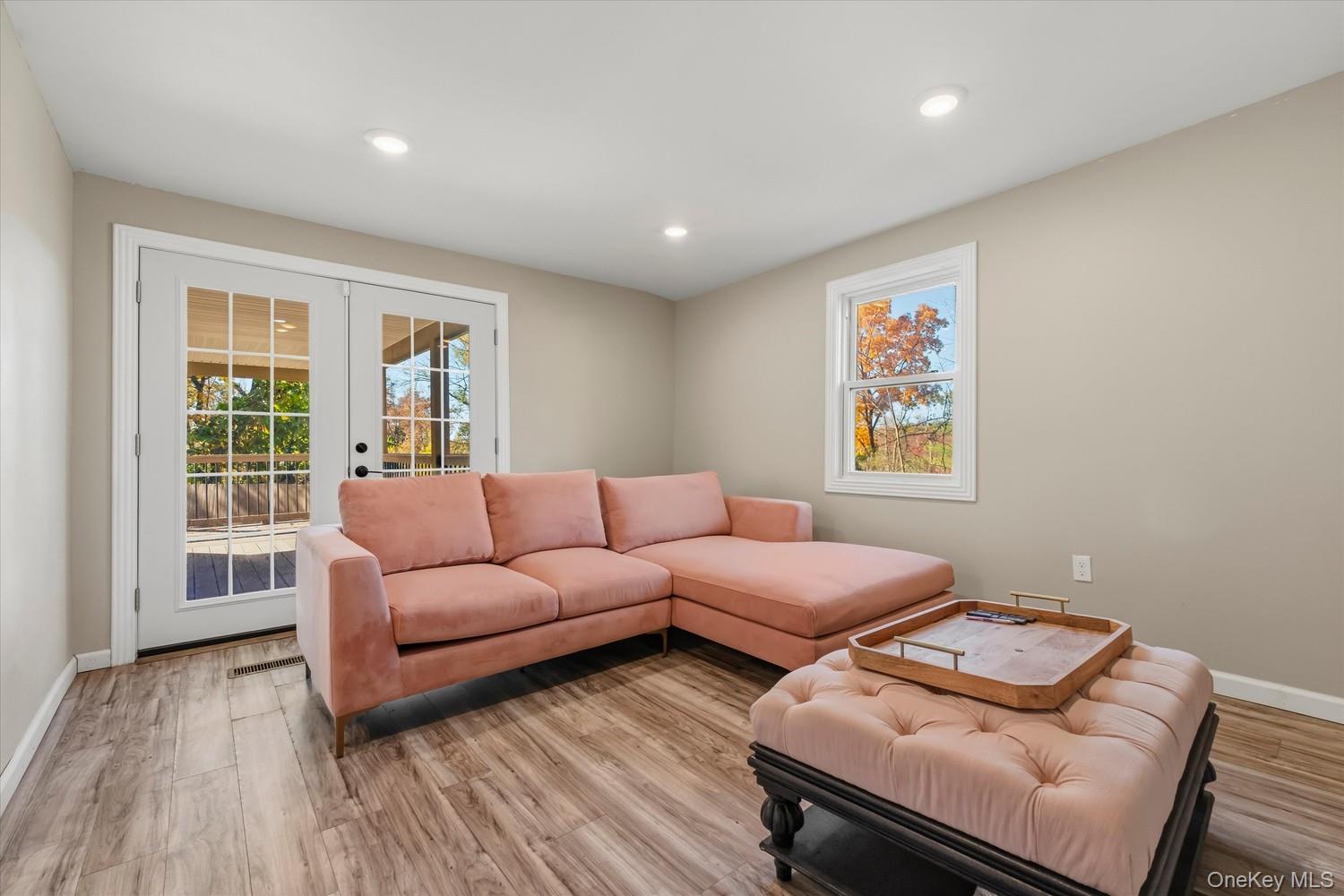 165 E Dorsey Lane
