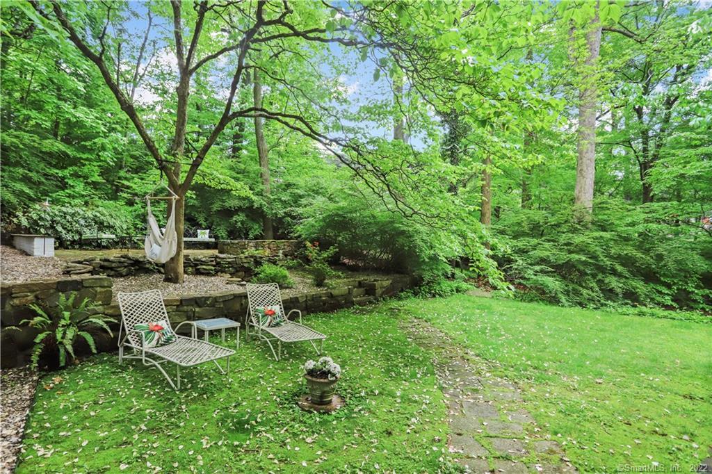 2 Steppingstone Road