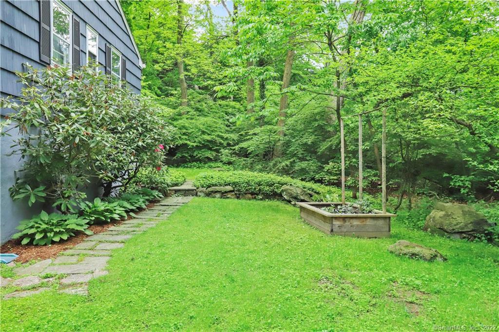 2 Steppingstone Road