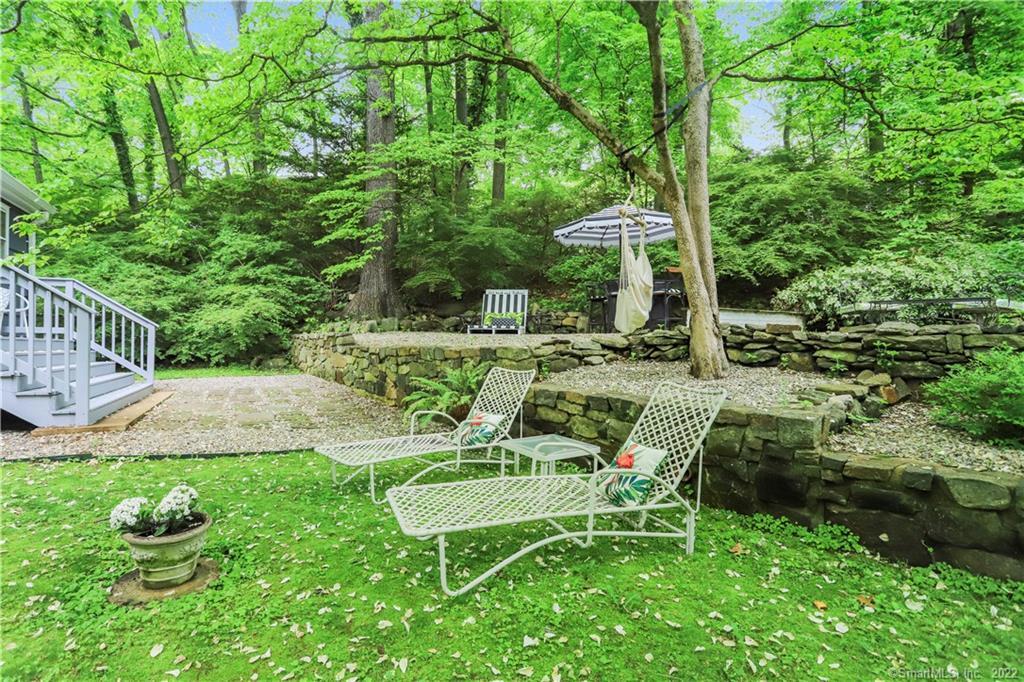 2 Steppingstone Road