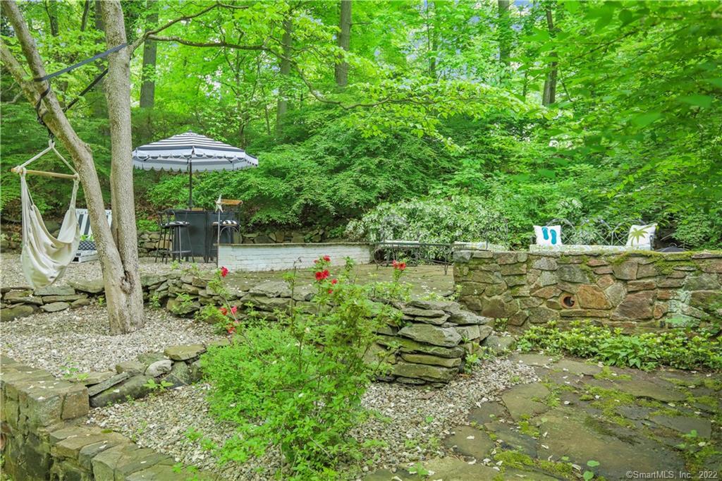 2 Steppingstone Road