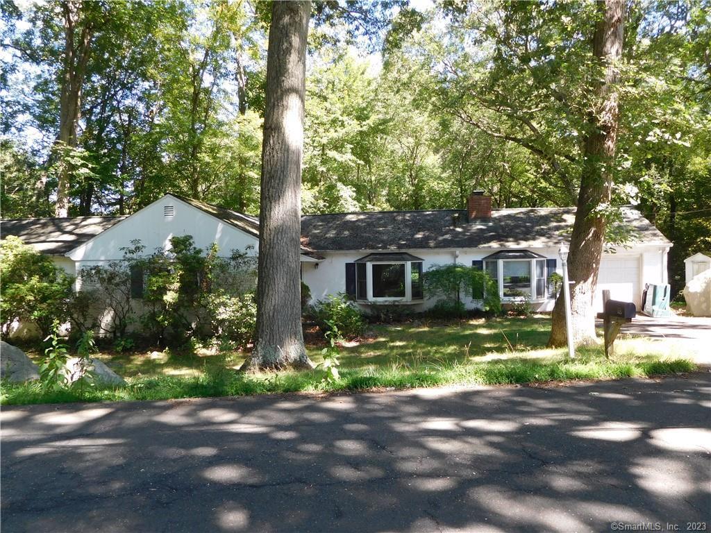 10 Clover Drive