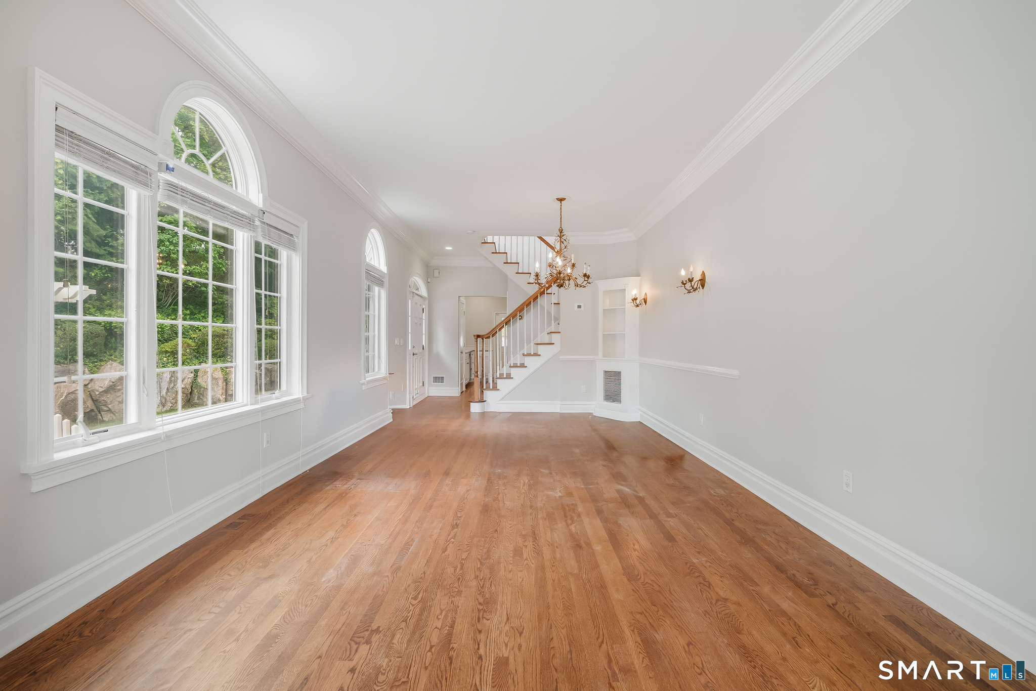 80 East Putnam Avenue