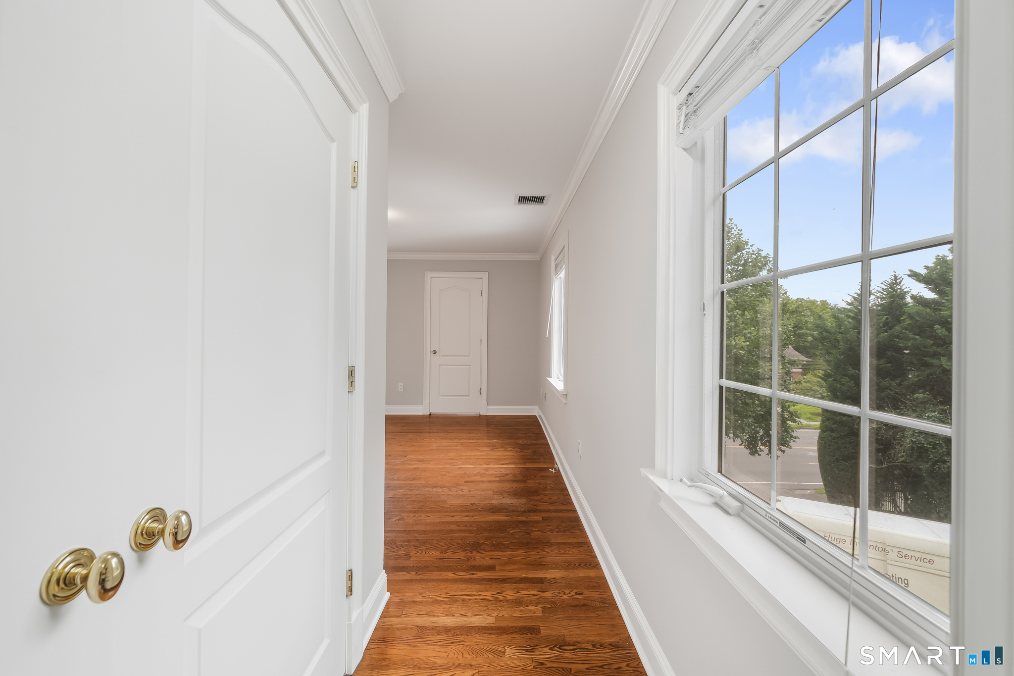 80 East Putnam Avenue