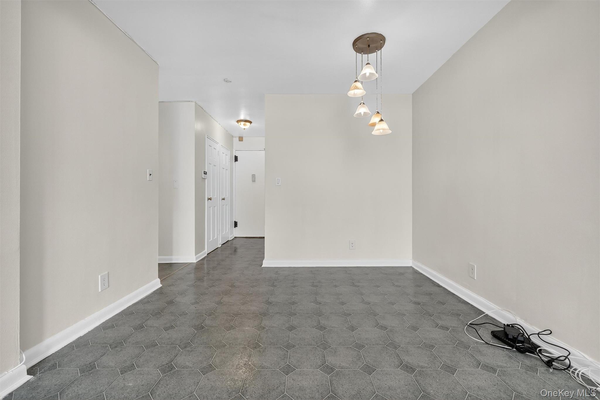 4 Sadore Lane Unit: 4U
