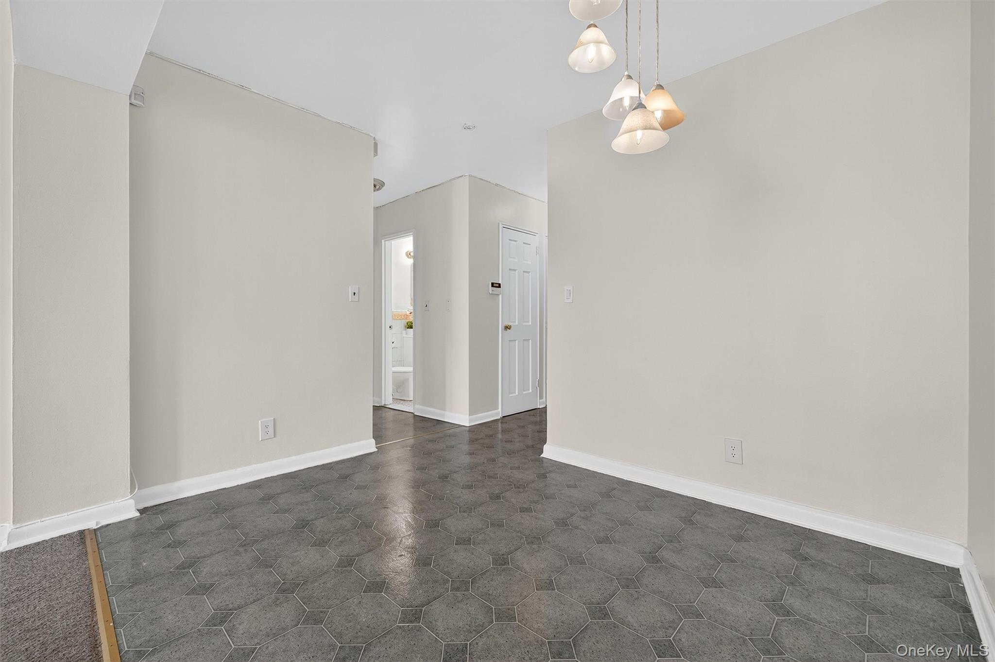 4 Sadore Lane Unit: 4U