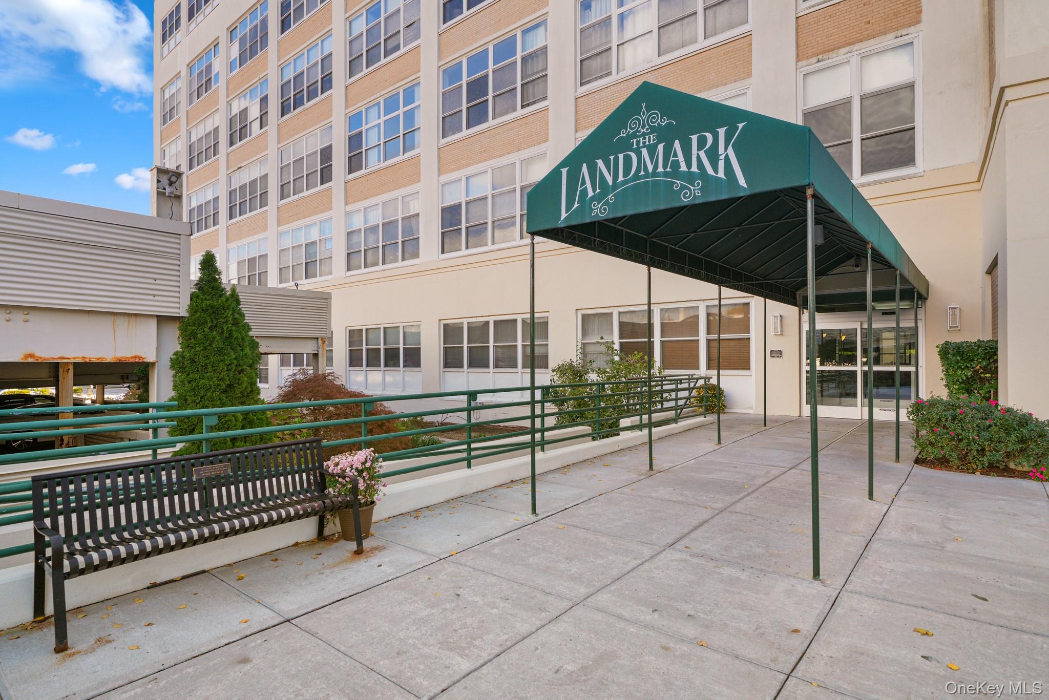 1 Landmark Square Unit: 431