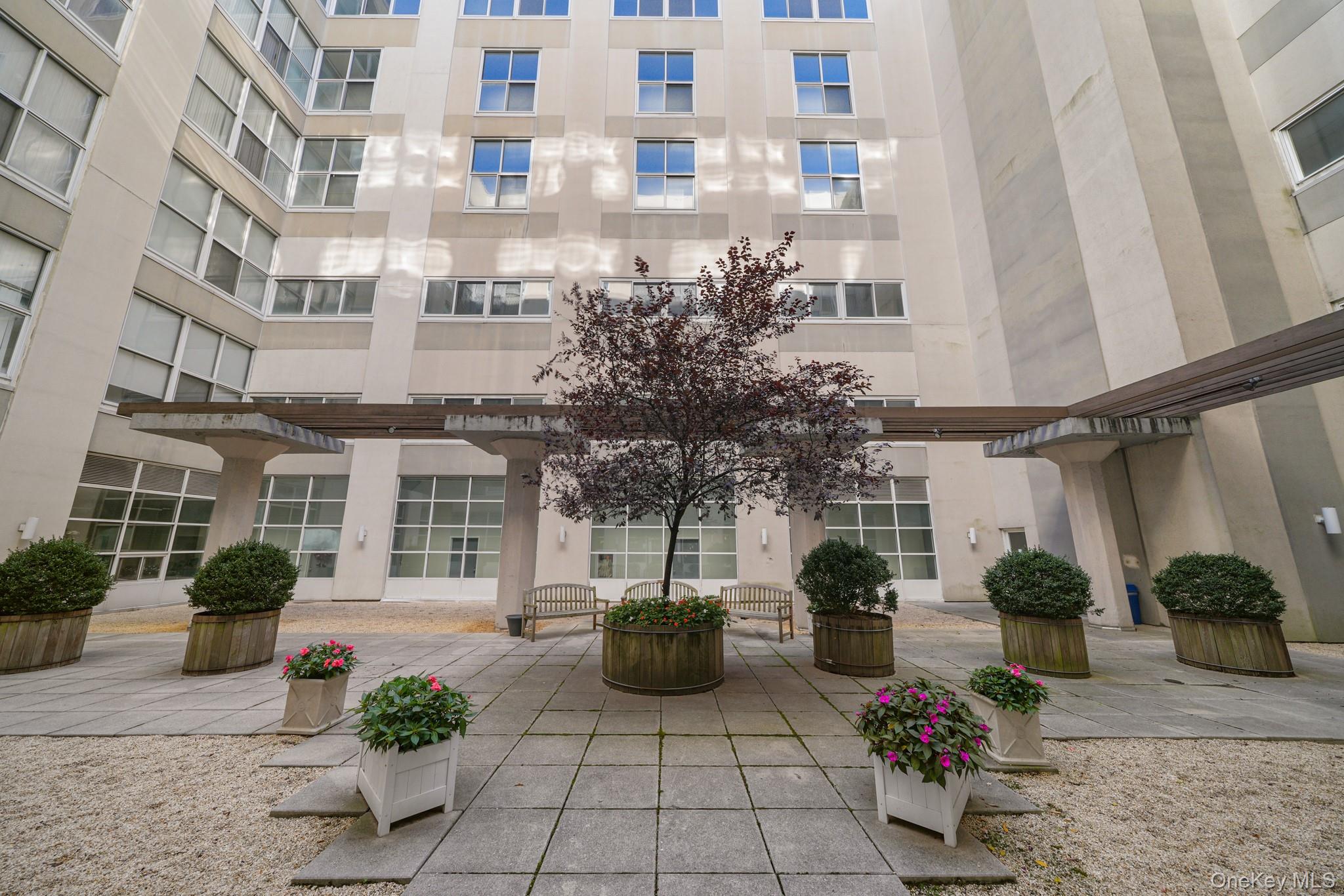 1 Landmark Square Unit: 431