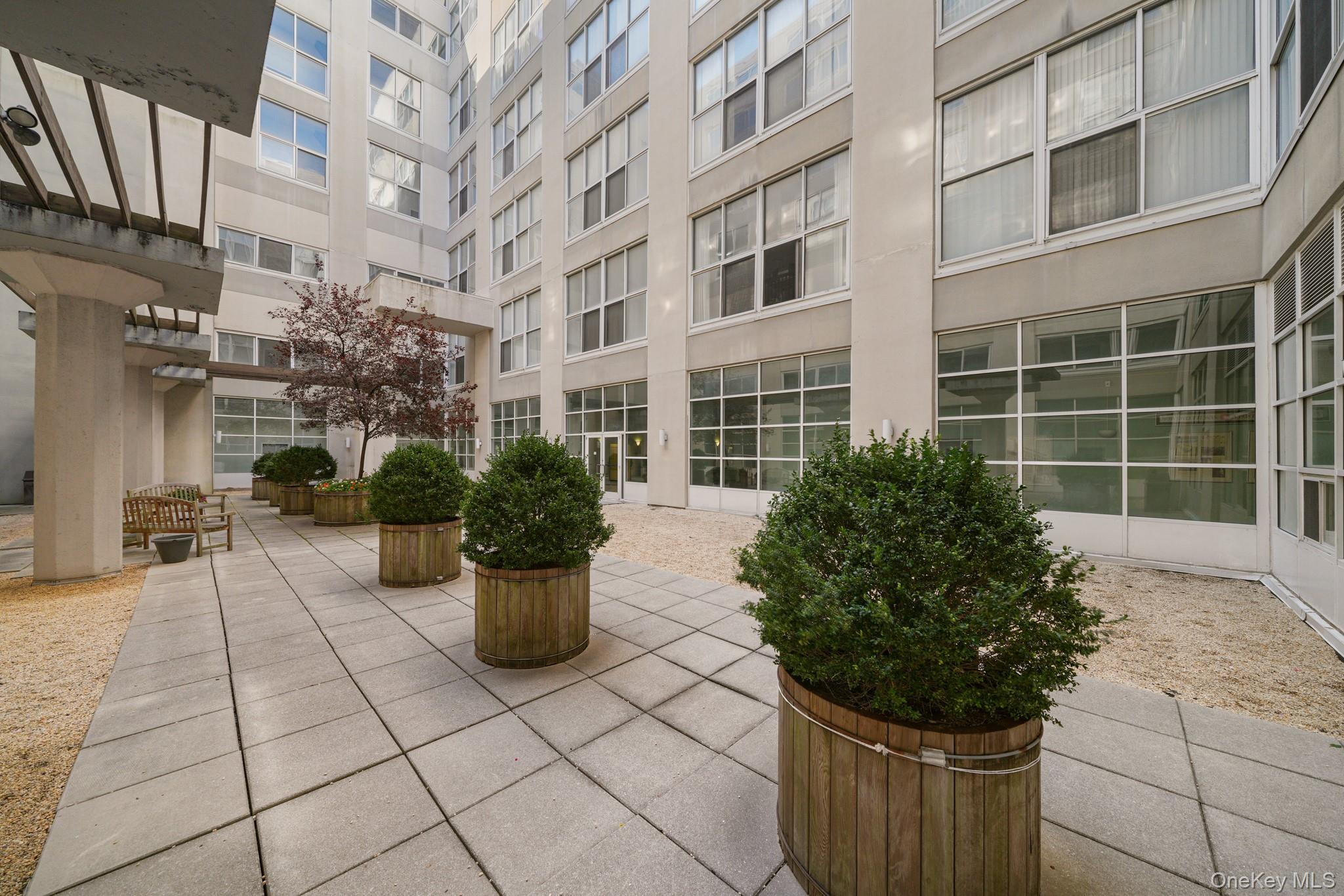 1 Landmark Square Unit: 431