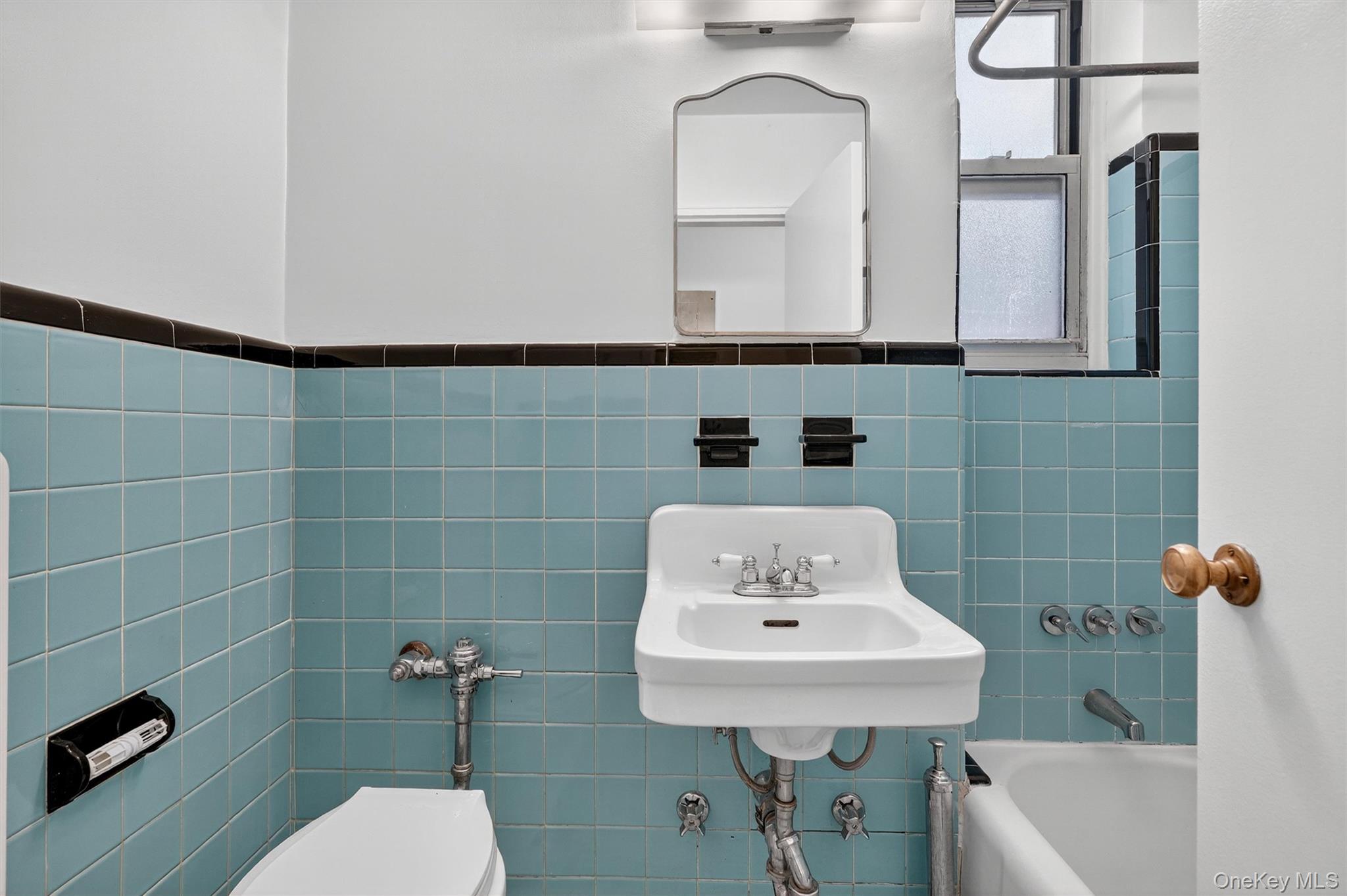 1 Georgia Avenue Unit: 6C