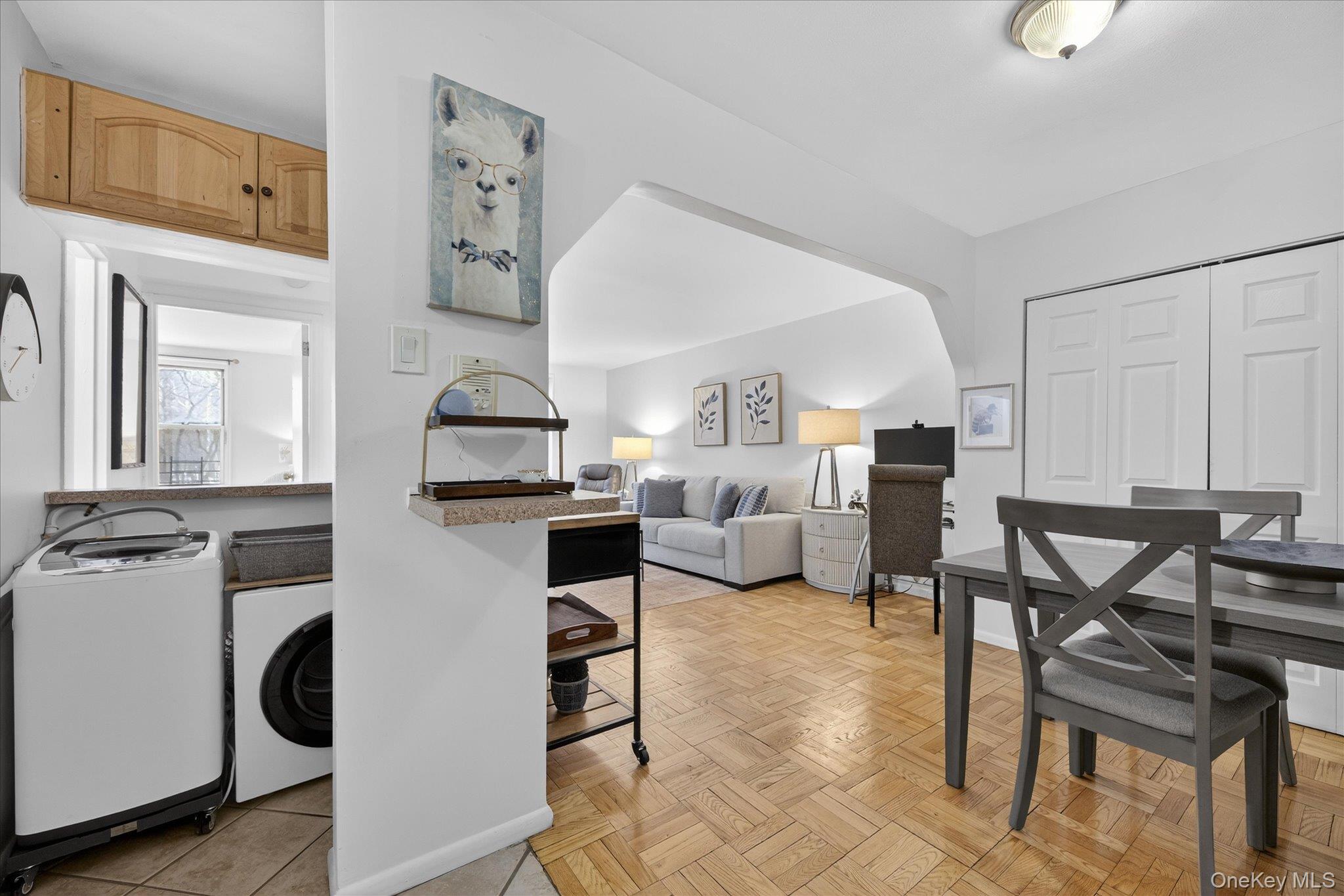 6535 Broadway Unit: 1G