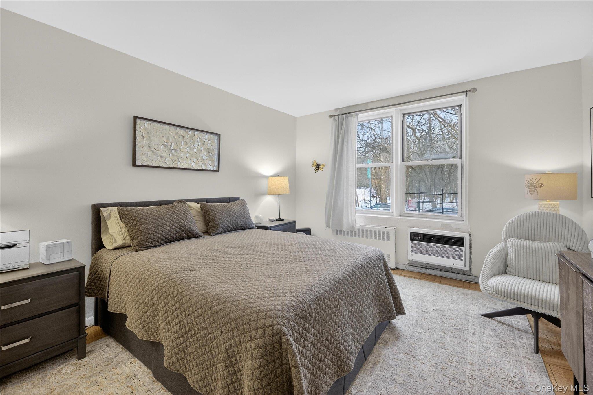 6535 Broadway Unit: 1G