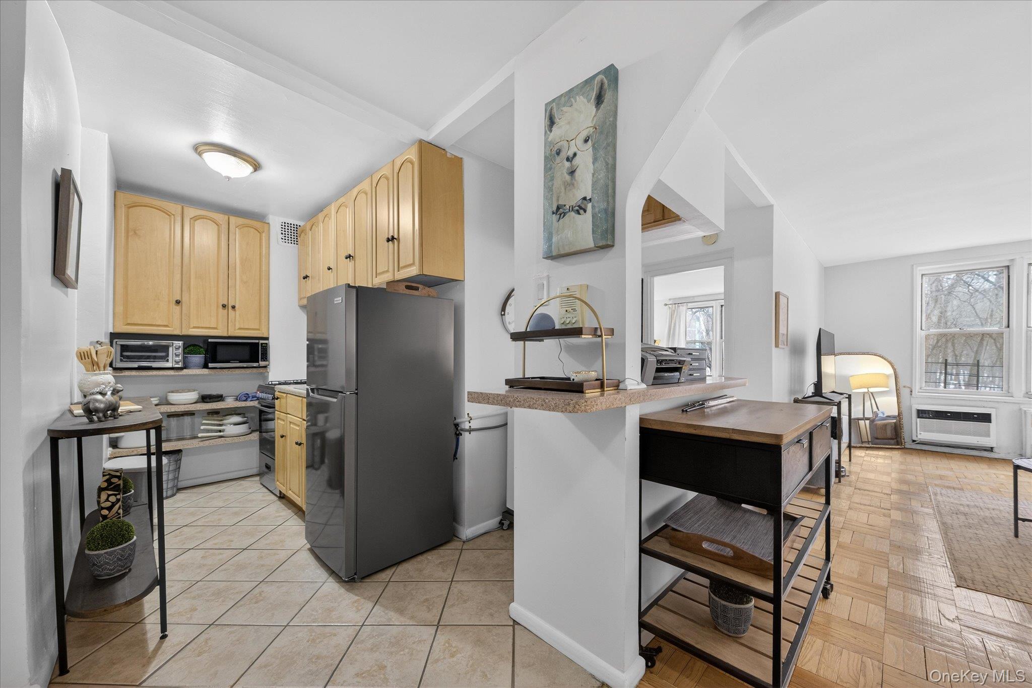 6535 Broadway Unit: 1G