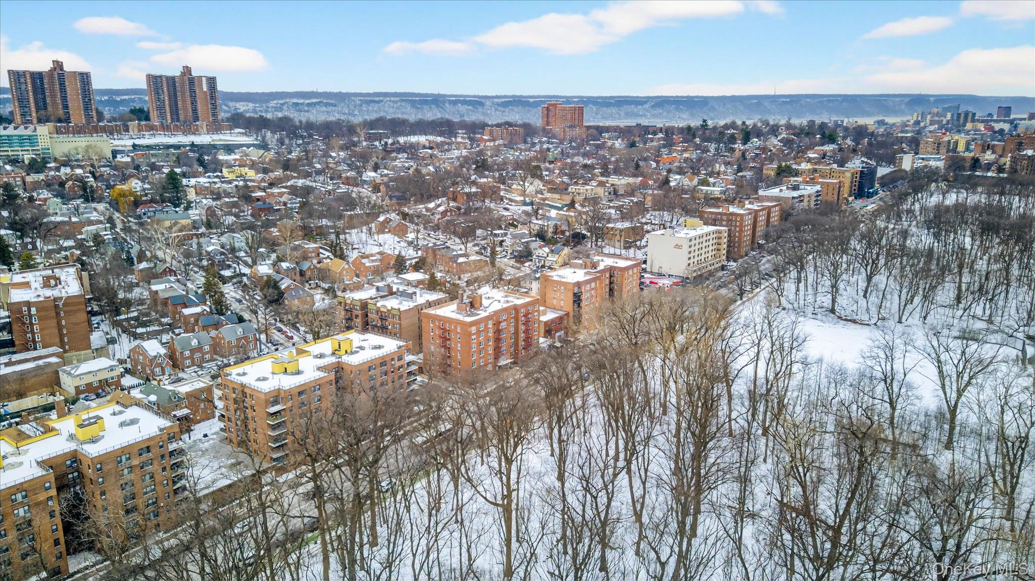 6535 Broadway Unit: 1G