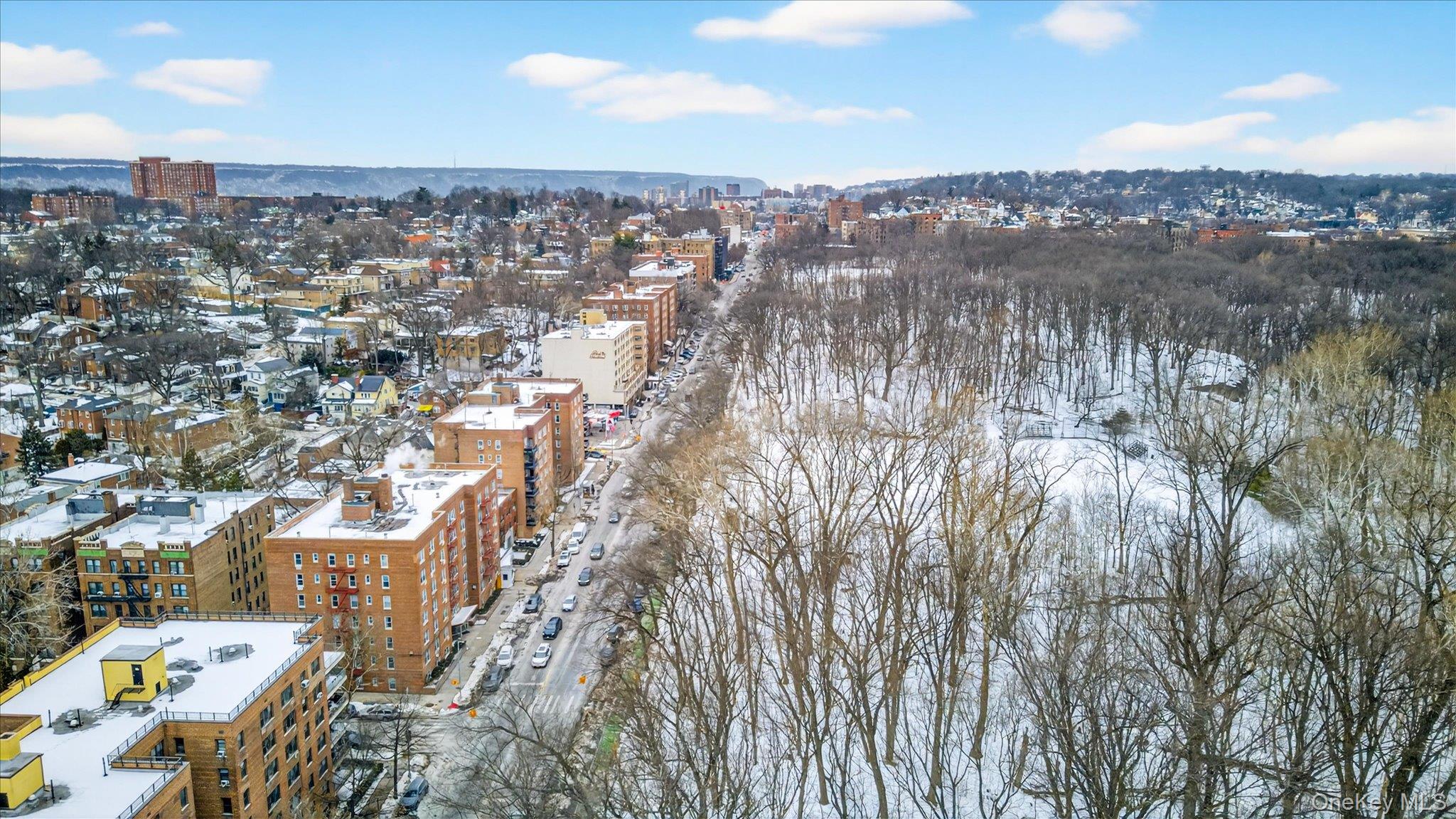 6535 Broadway Unit: 1G