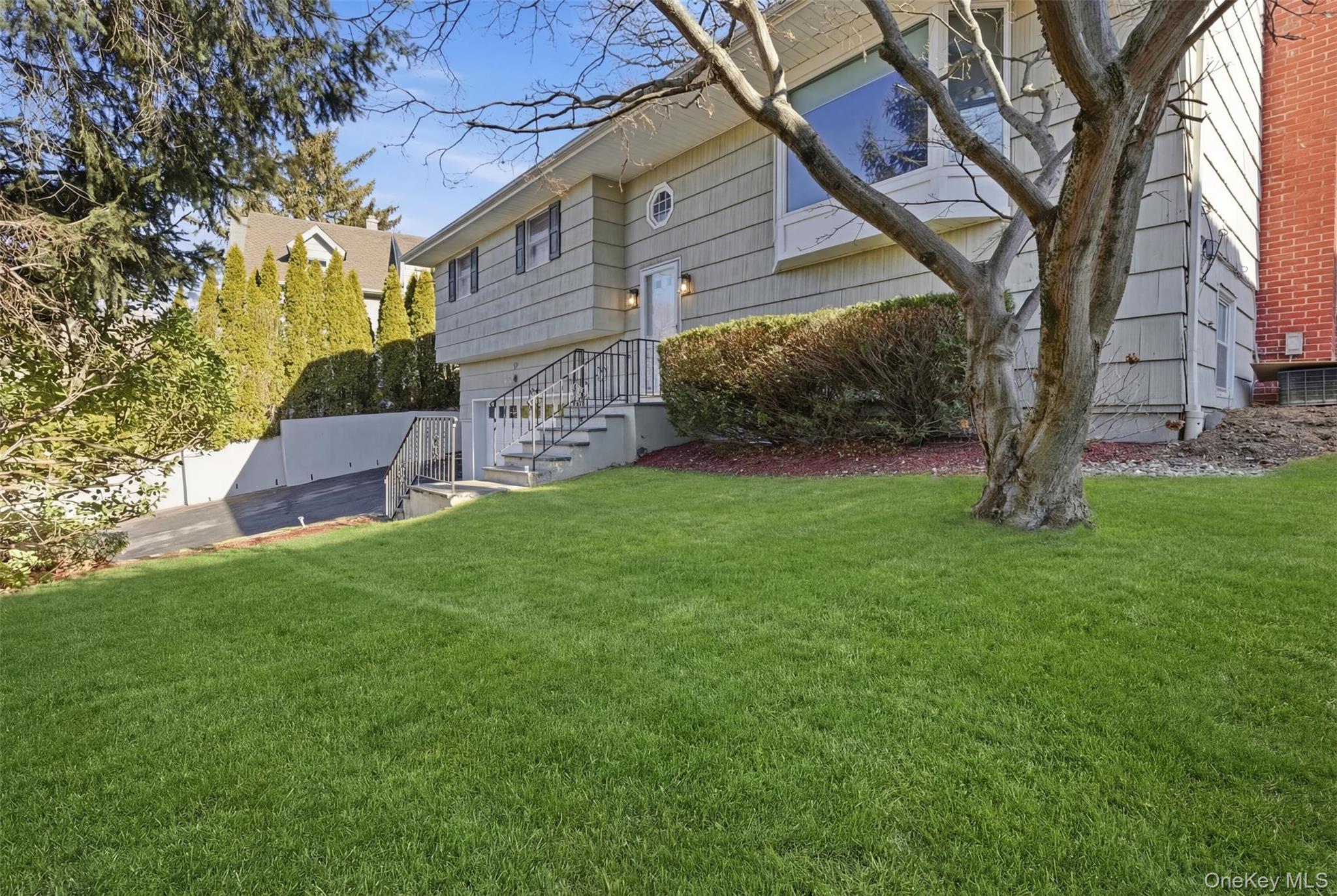 20 N Washington Avenue