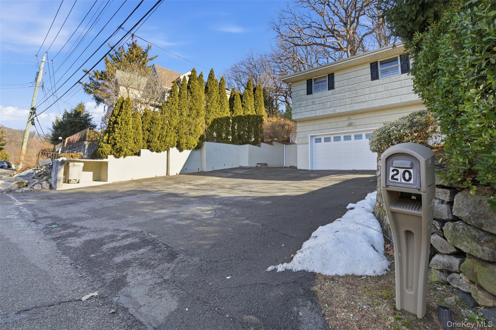 20 N Washington Avenue