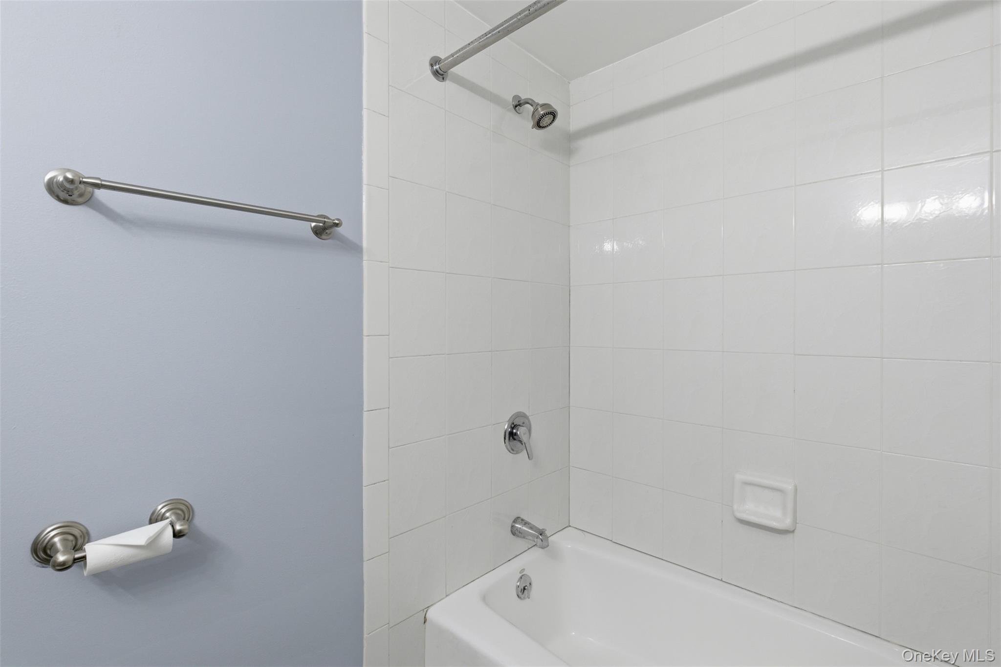 20 N Washington Avenue