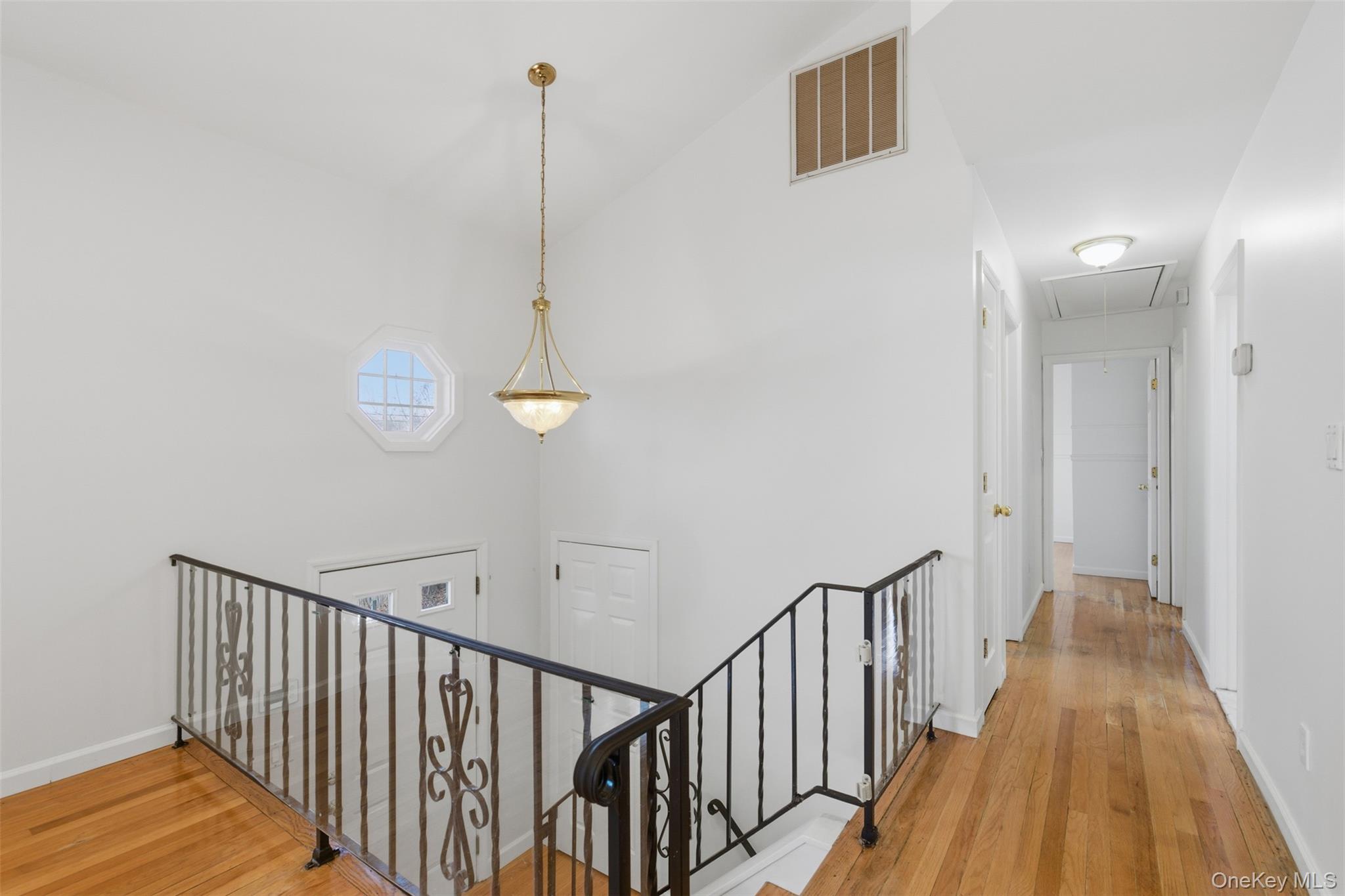 20 N Washington Avenue