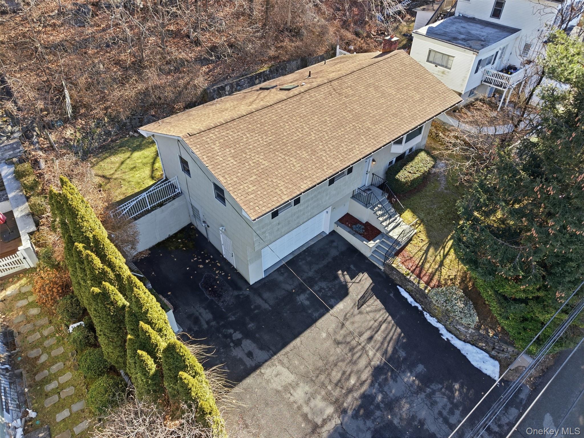 20 N Washington Avenue