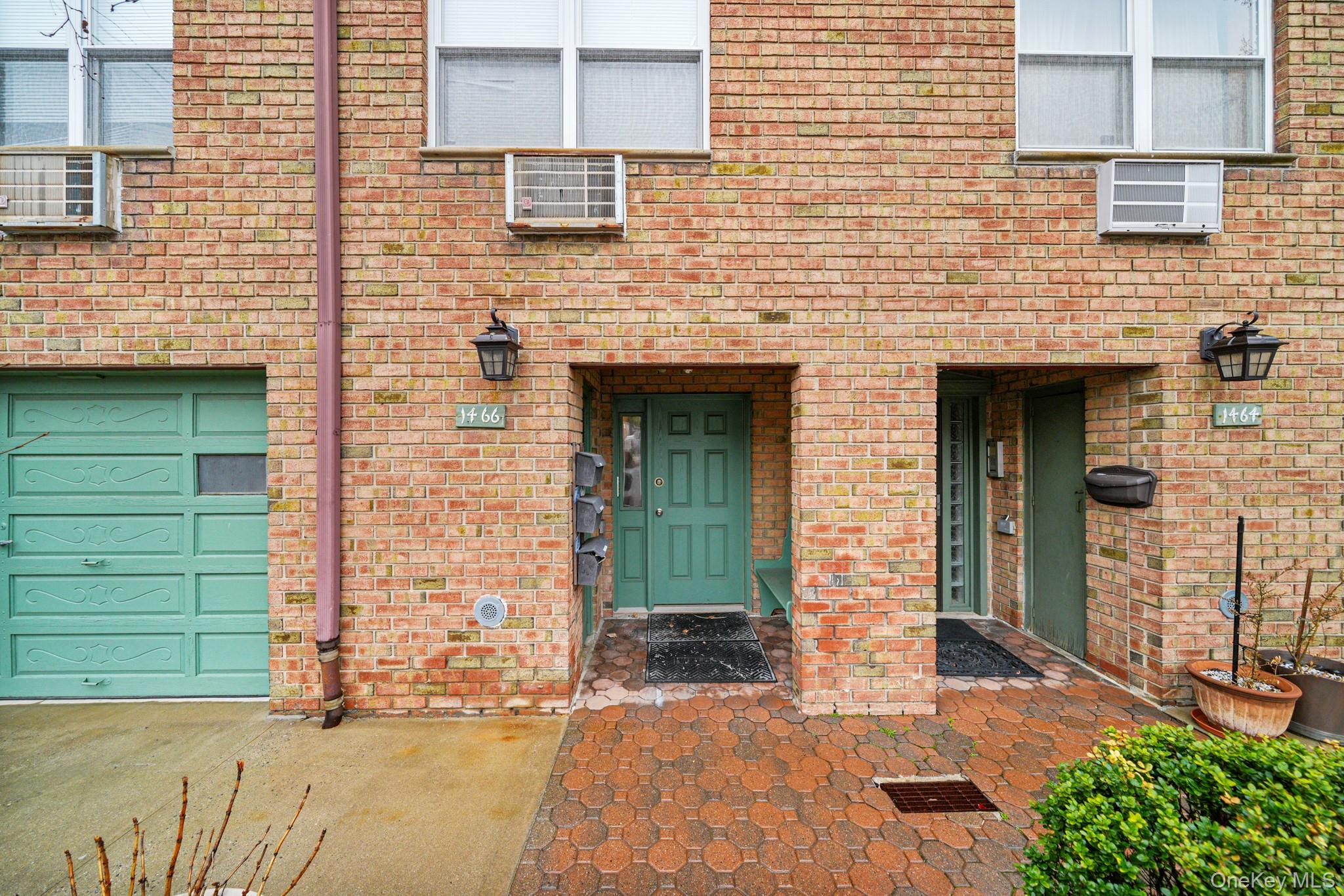 1466 Shore Drive Unit: 3