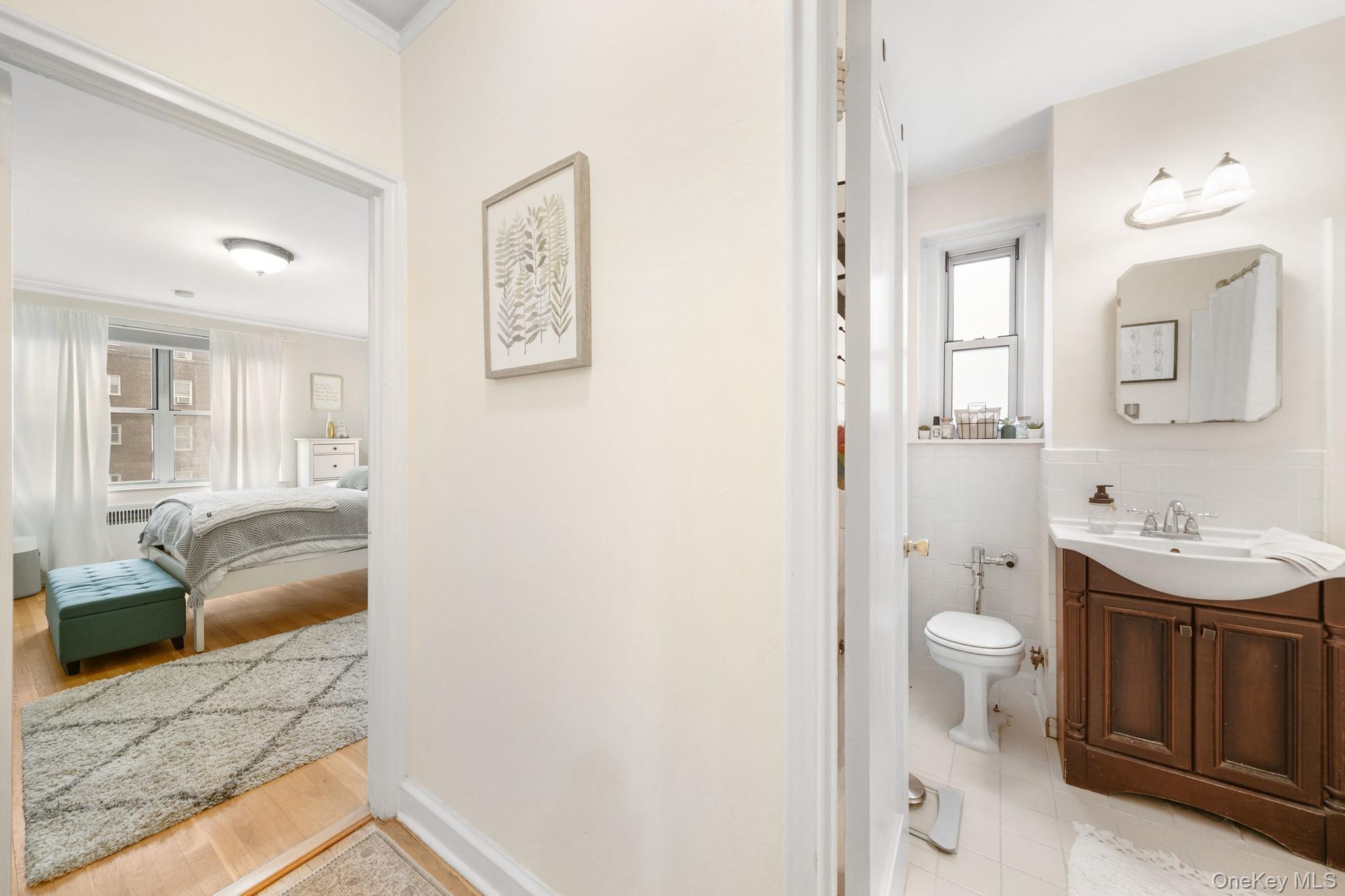 90 Bryant Avenue Unit: 5B - Forrest