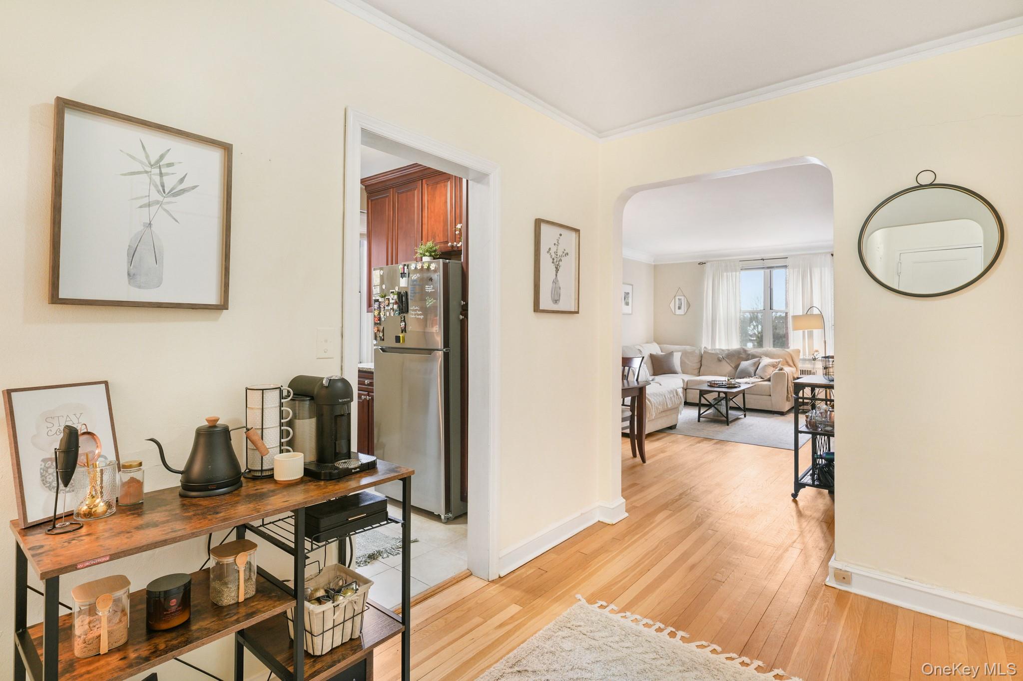90 Bryant Avenue Unit: 5B - Forrest