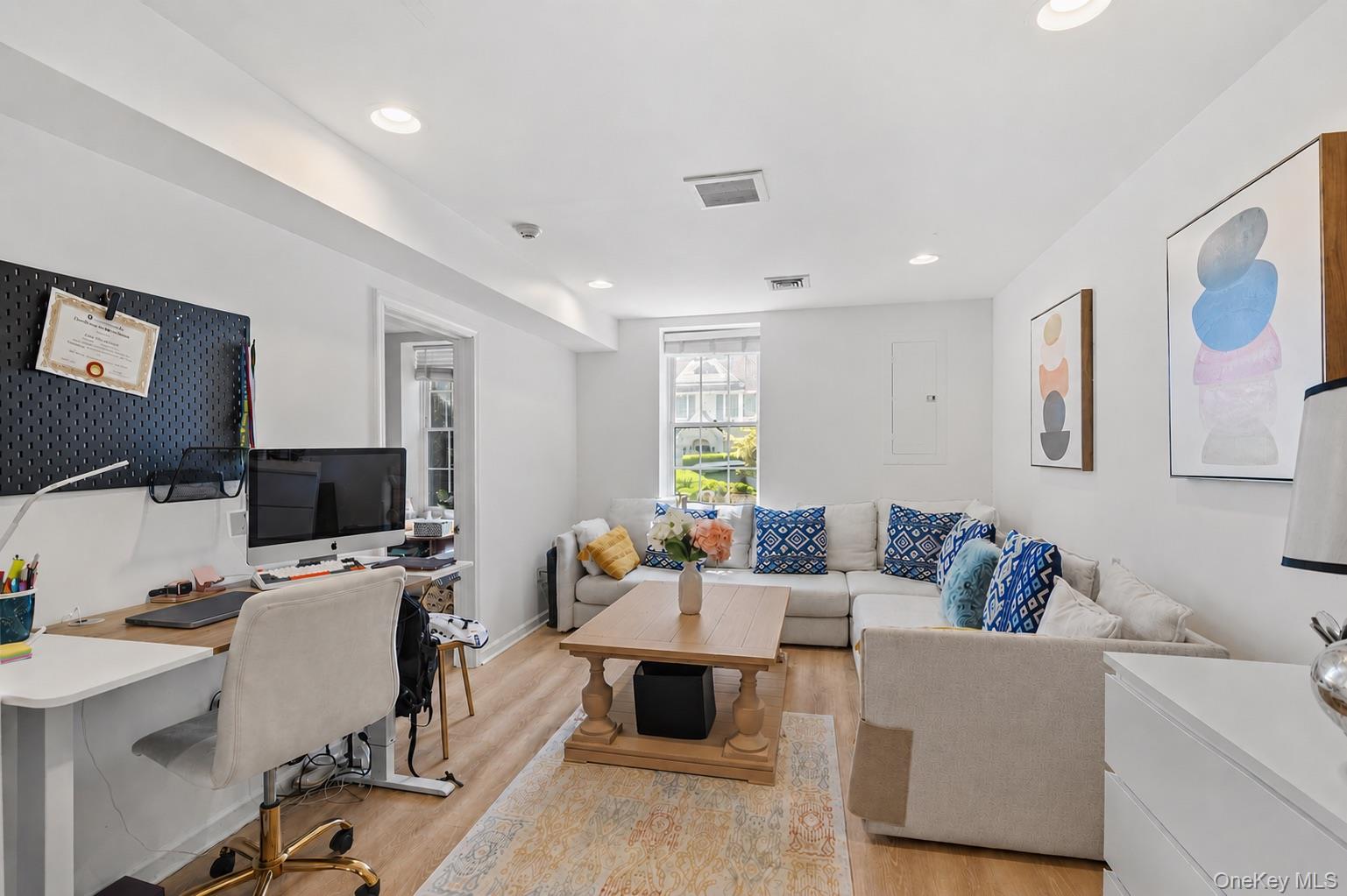9 White Plains Avenue
